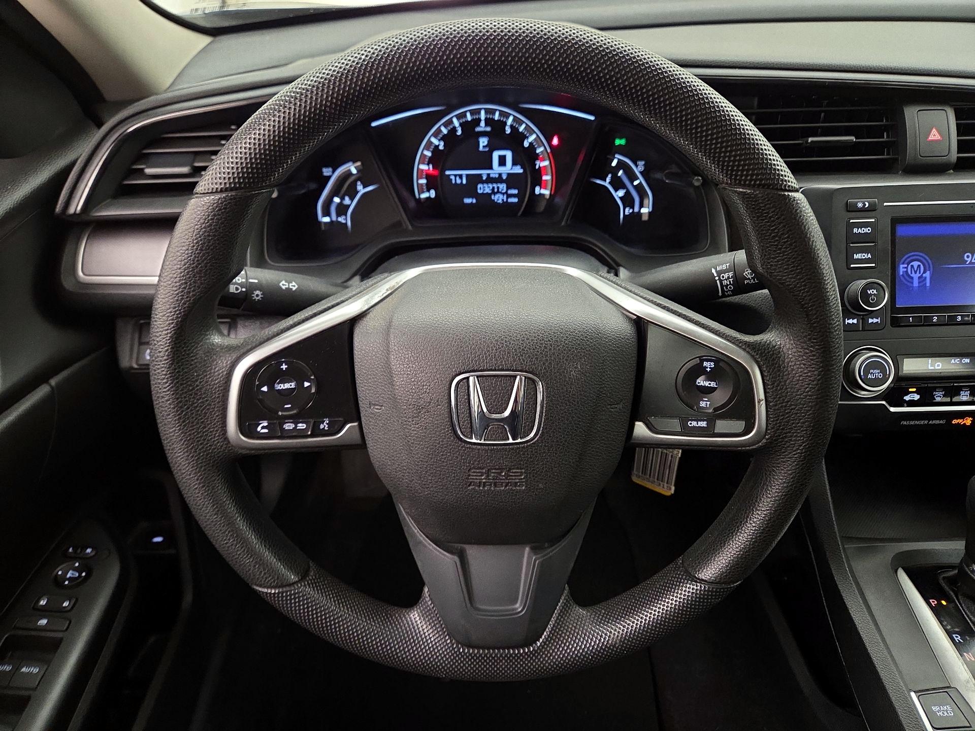 Thumbnail: 2016 Honda Civic - 10