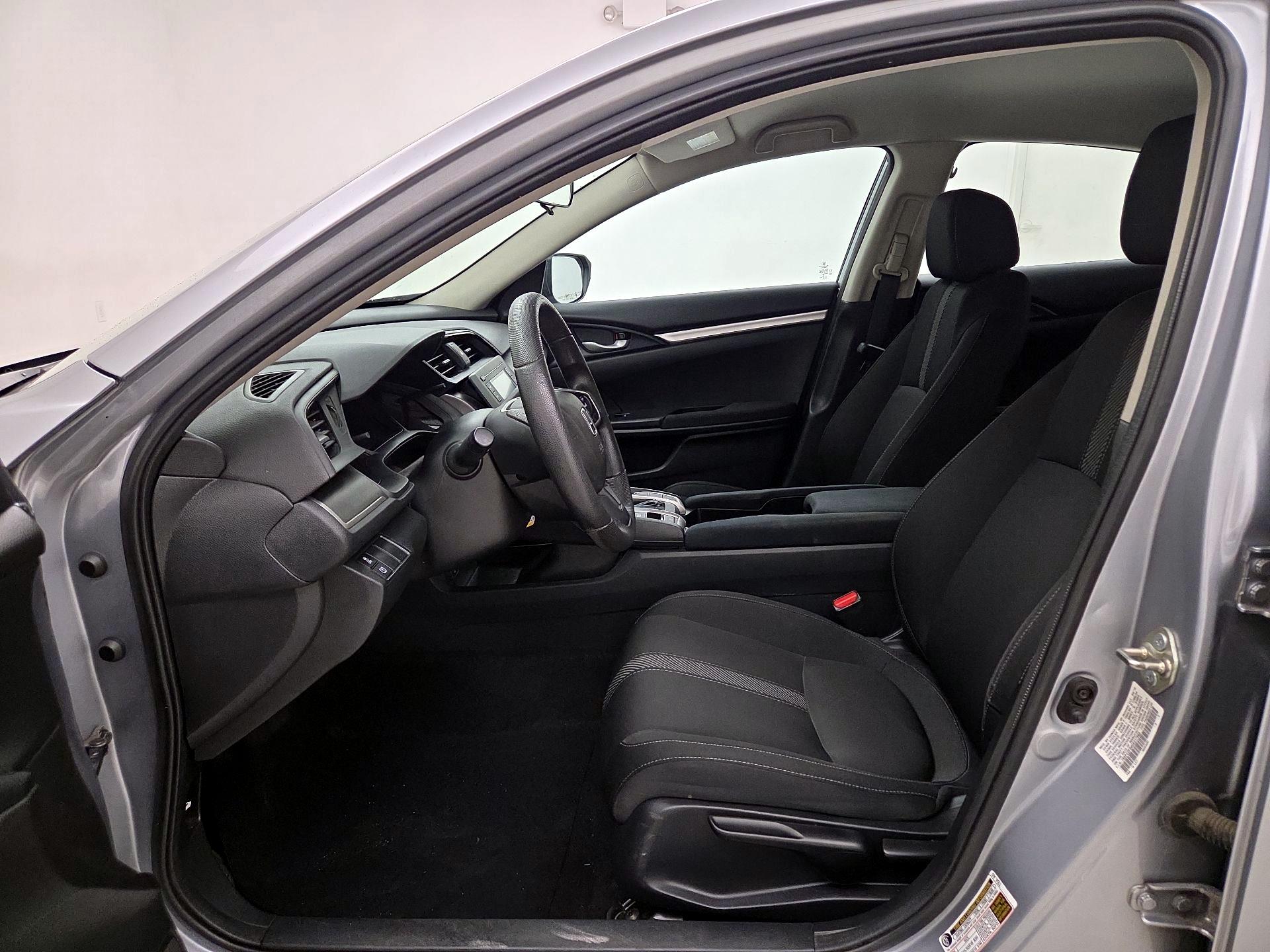 Thumbnail: 2016 Honda Civic - 11