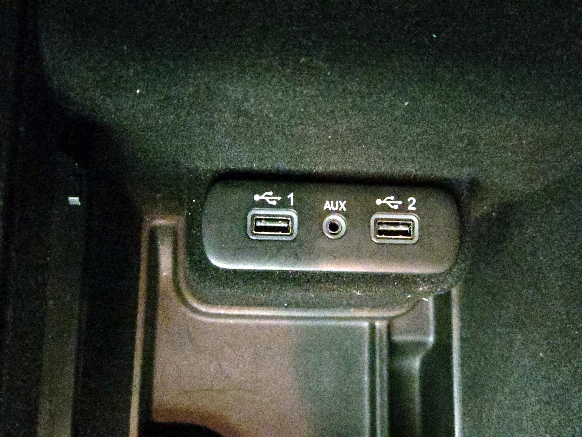 Thumbnail: 2022 Dodge Charger - 18