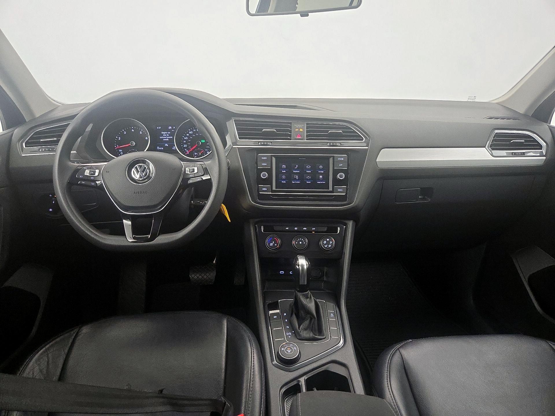 Thumbnail: 2020 Volkswagen Tiguan - 9