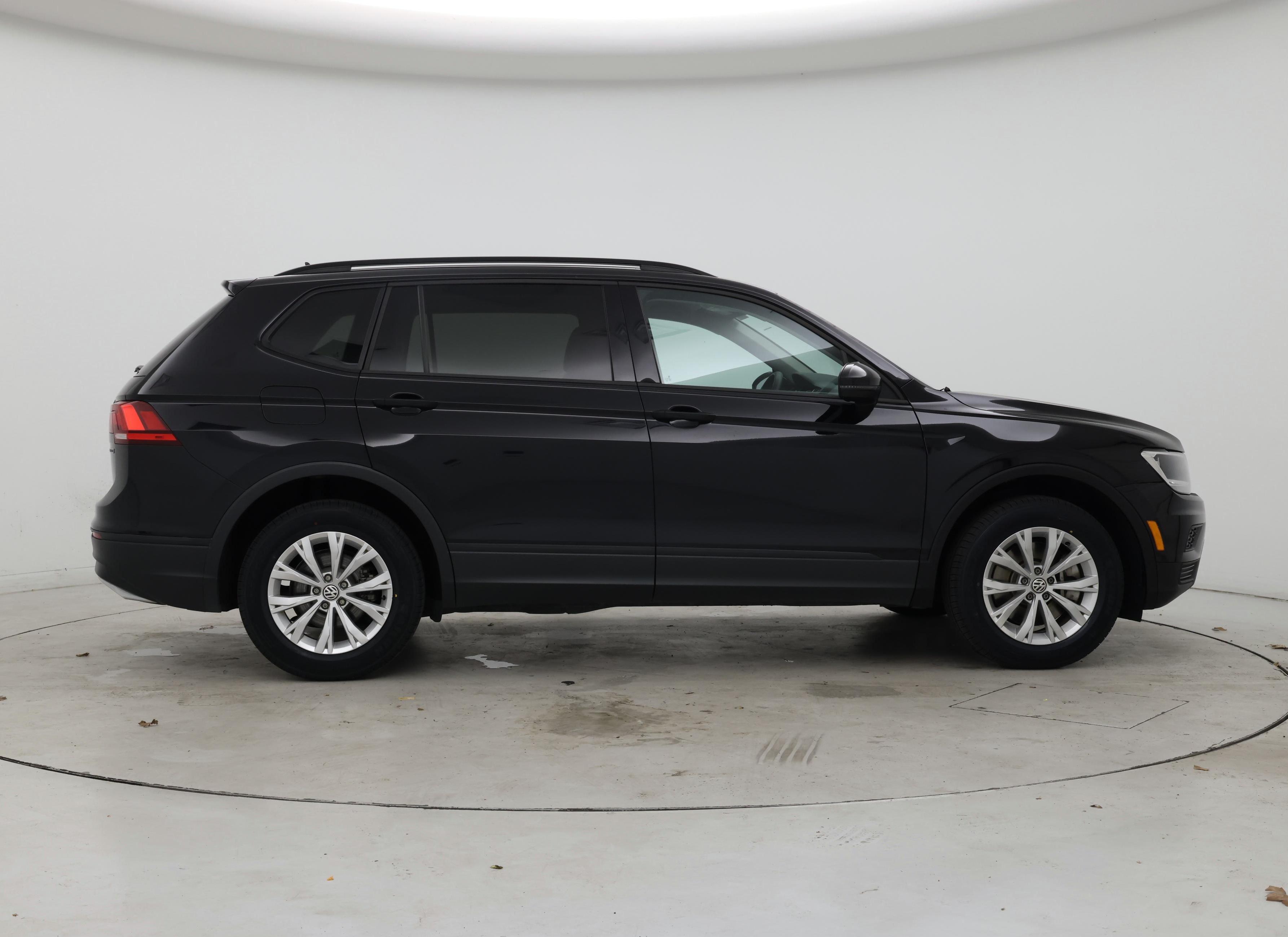 Thumbnail: 2020 Volkswagen Tiguan - 7