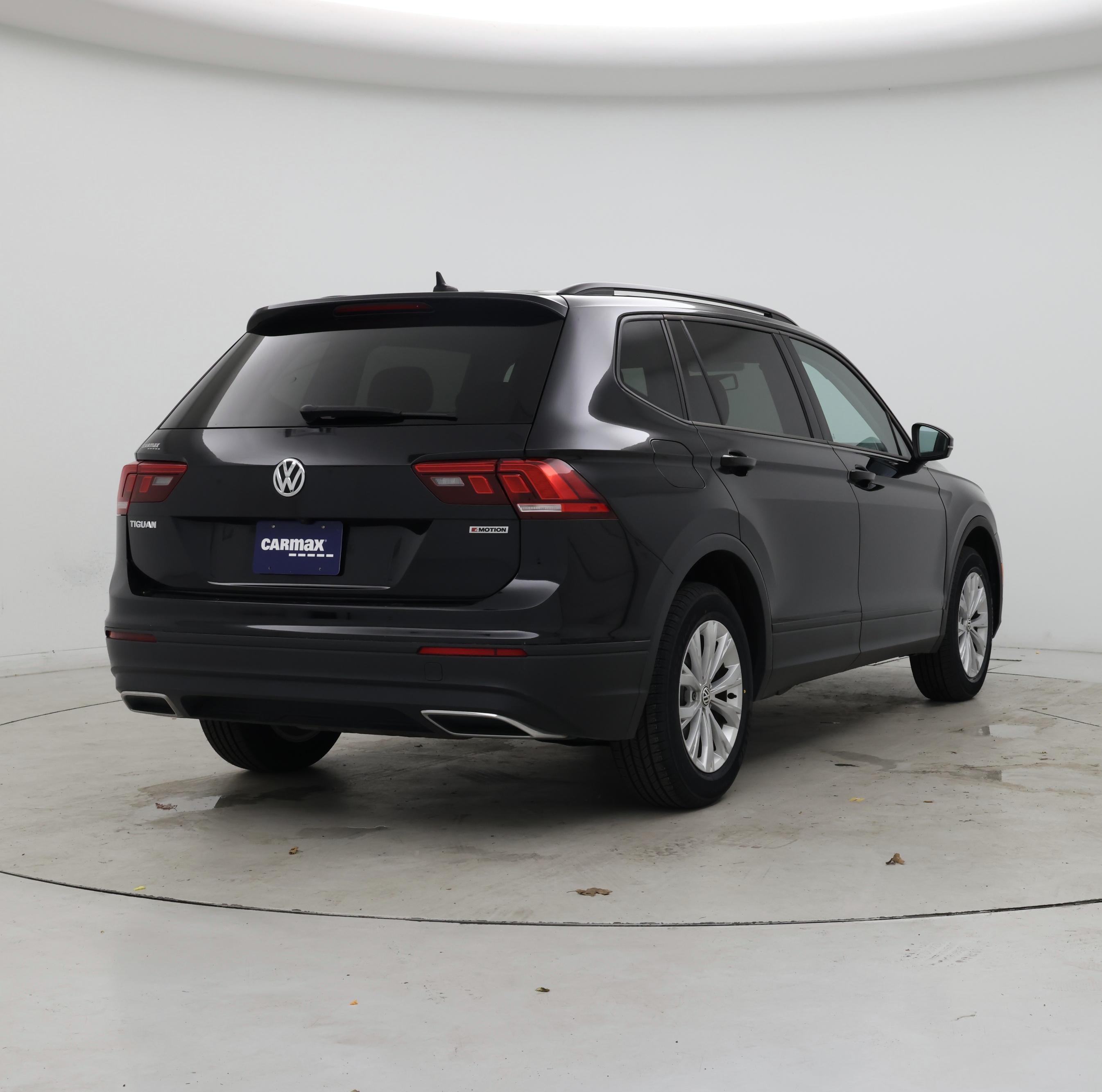 Thumbnail: 2020 Volkswagen Tiguan - 8