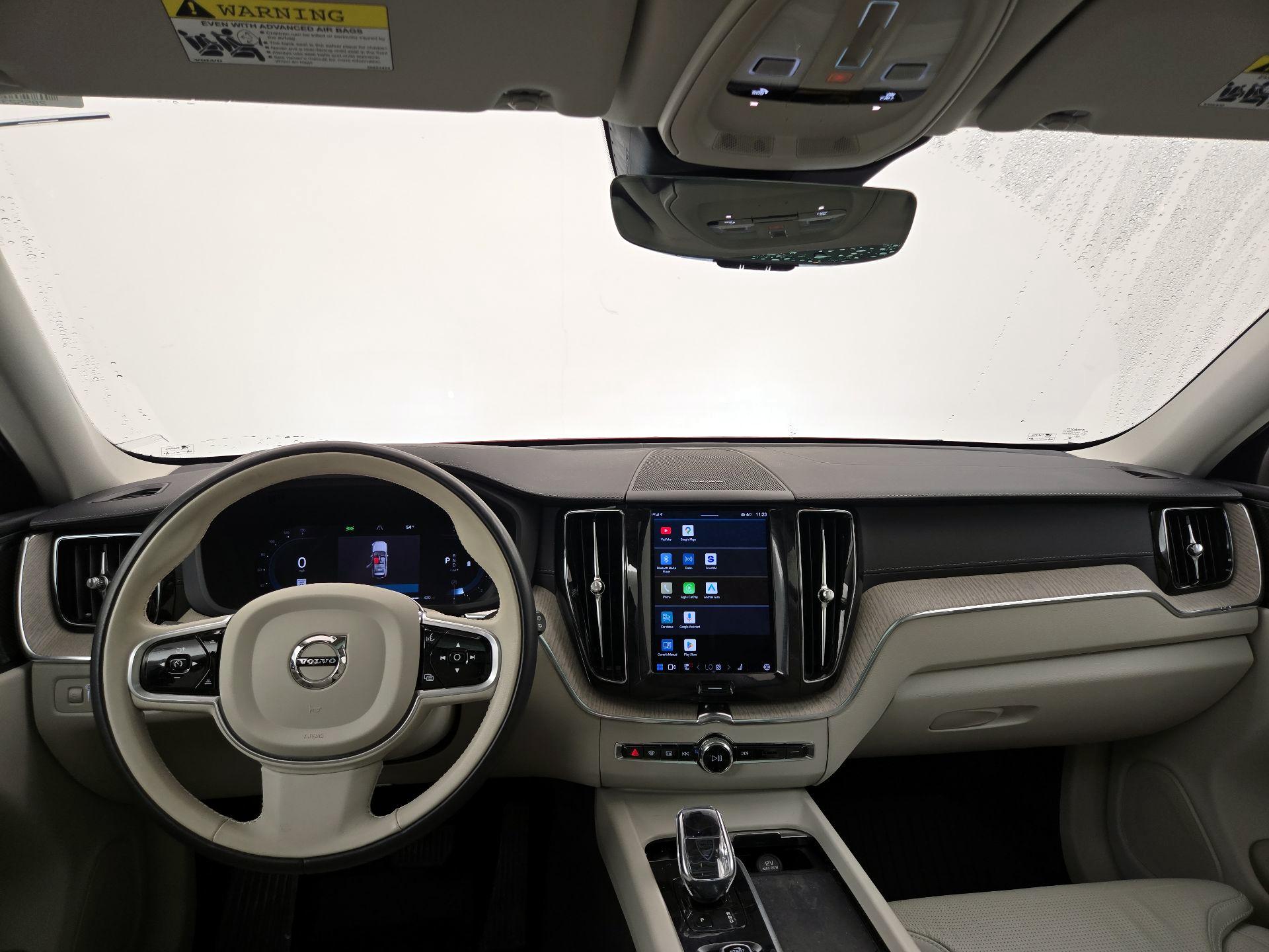 Thumbnail: 2022 Volvo XC60 - 9