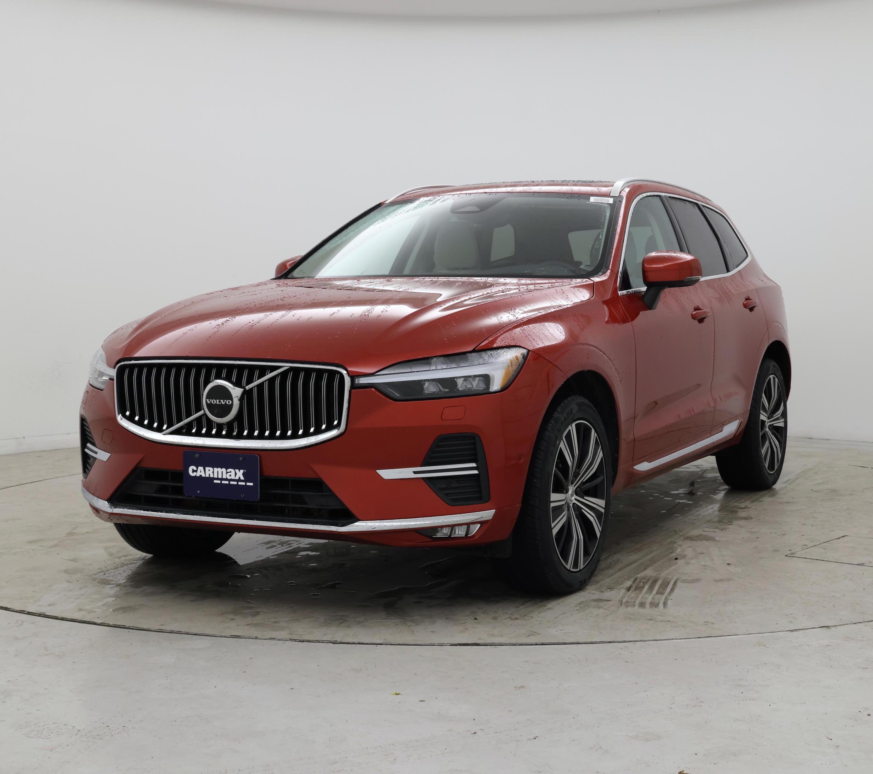 Thumbnail: 2022 Volvo XC60 - 4