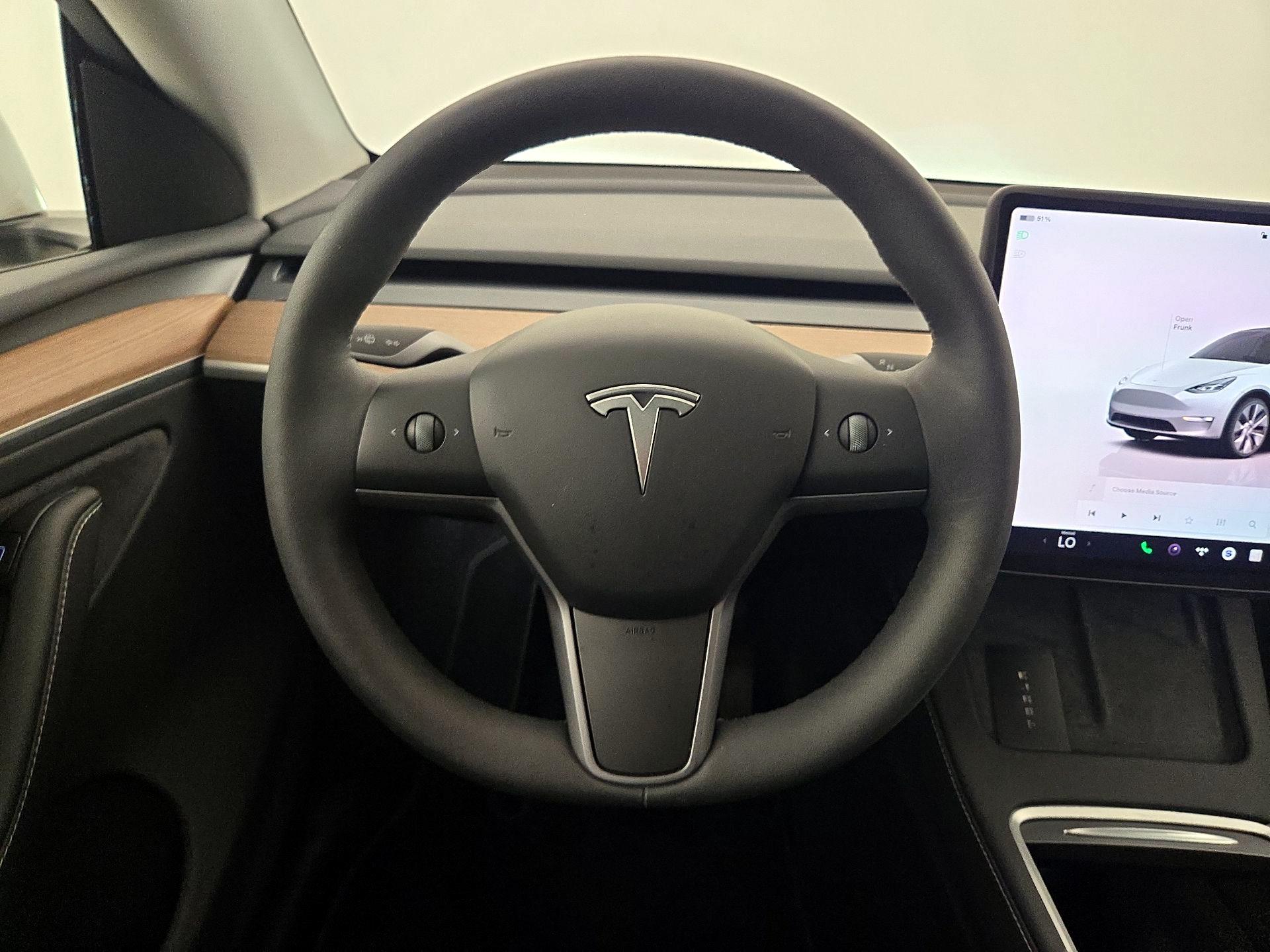 Thumbnail: 2024 Tesla Model Y - 10