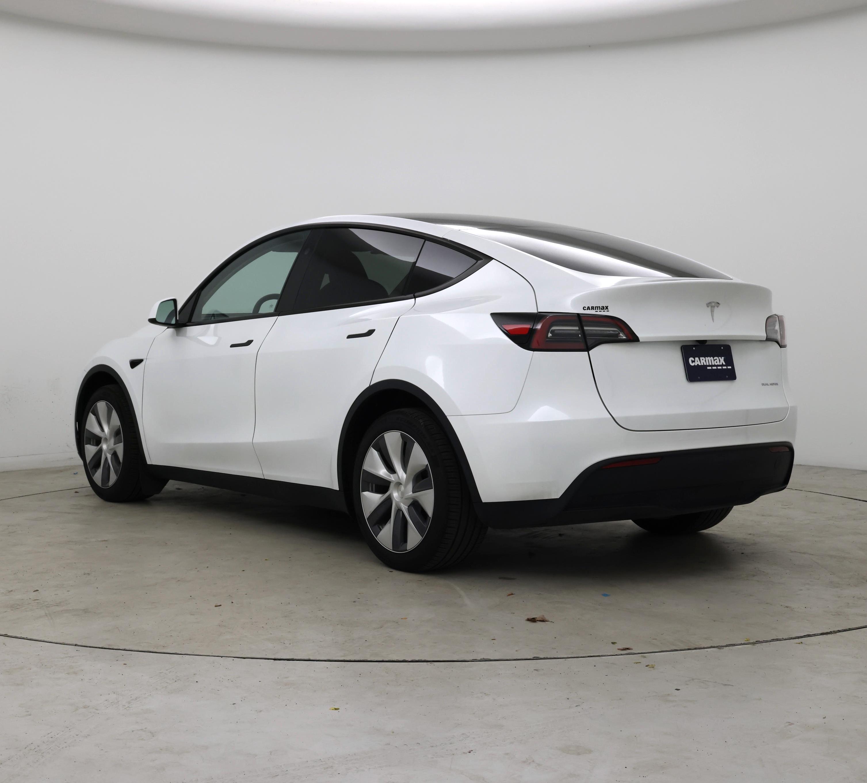 Thumbnail: 2024 Tesla Model Y - 2