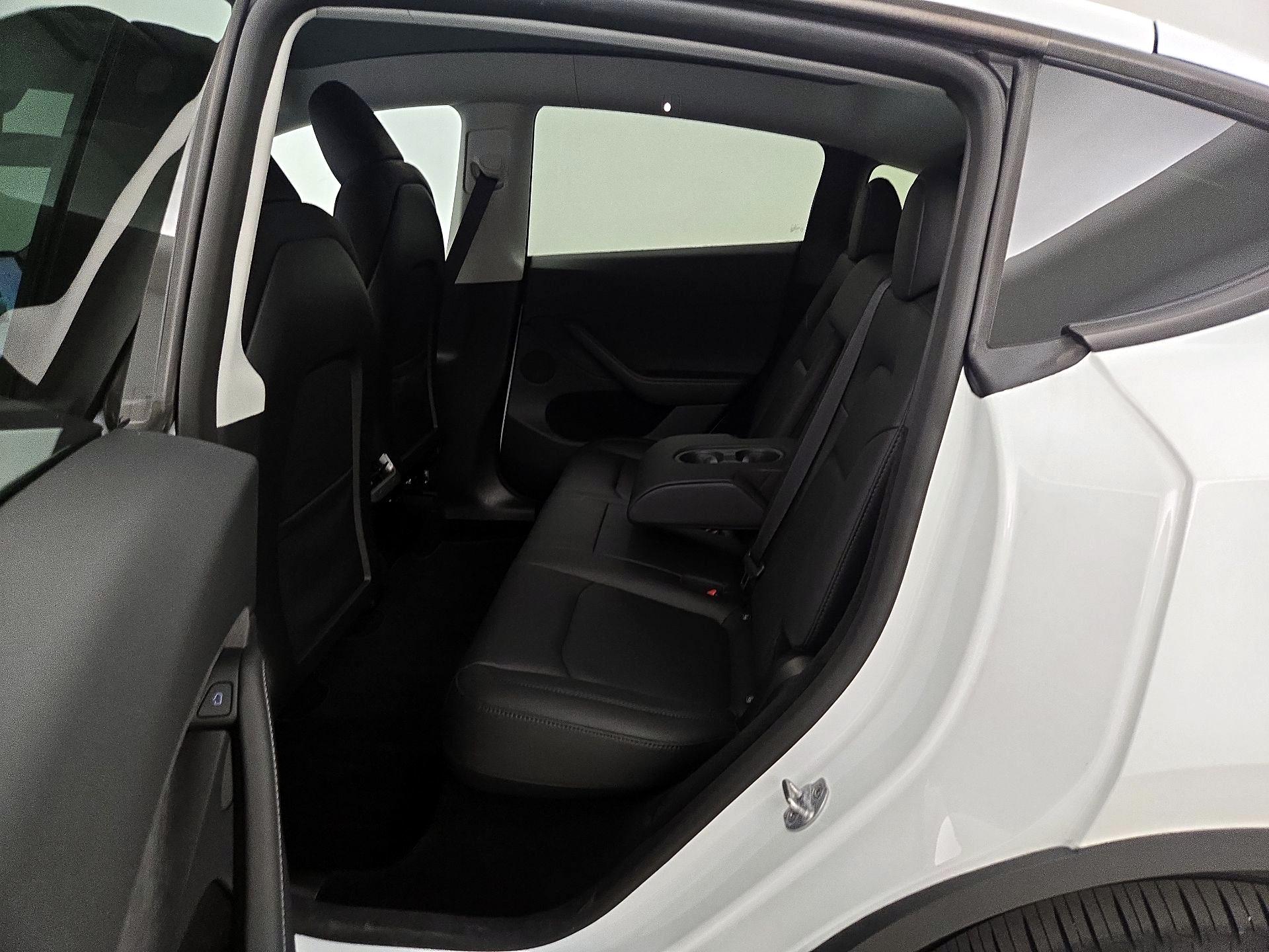 Thumbnail: 2024 Tesla Model Y - 19