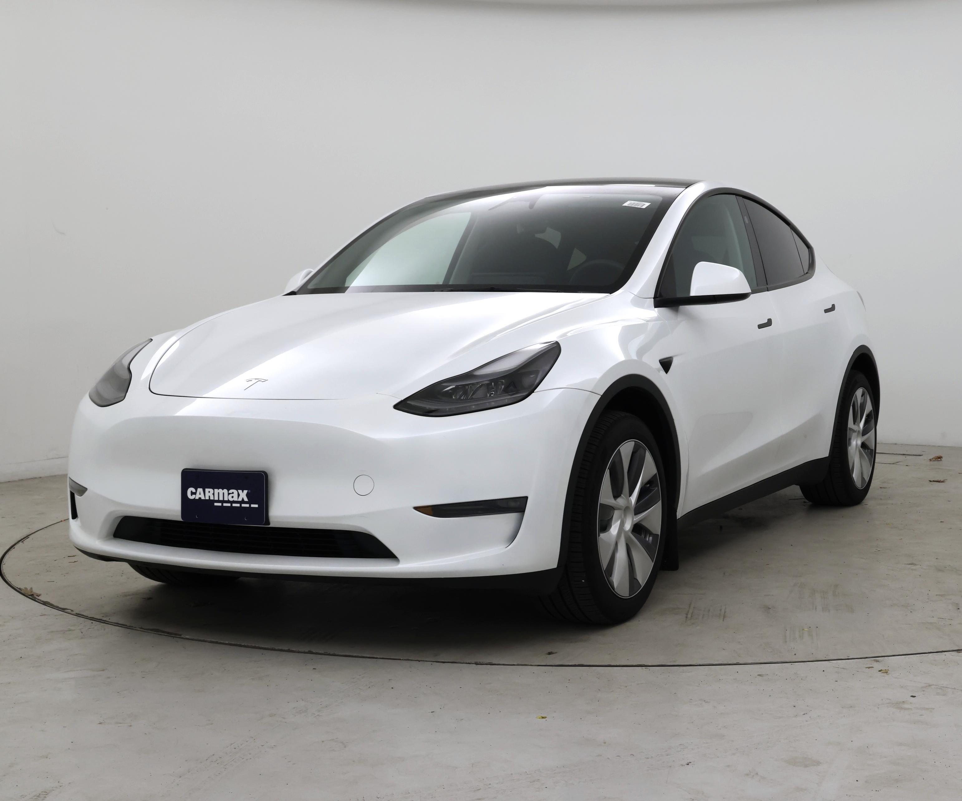 Thumbnail: 2024 Tesla Model Y - 4