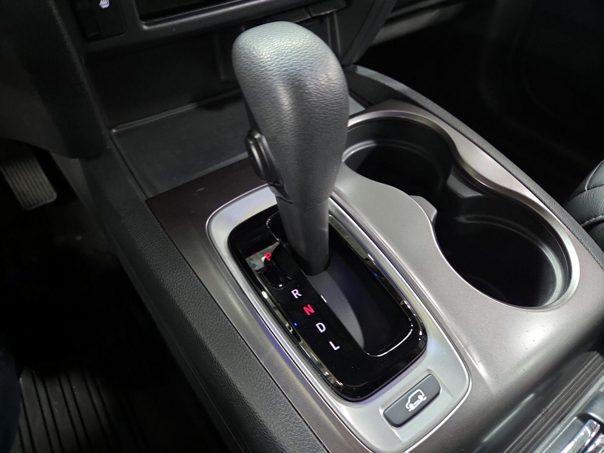 Thumbnail: 2019 Honda Pilot - 17