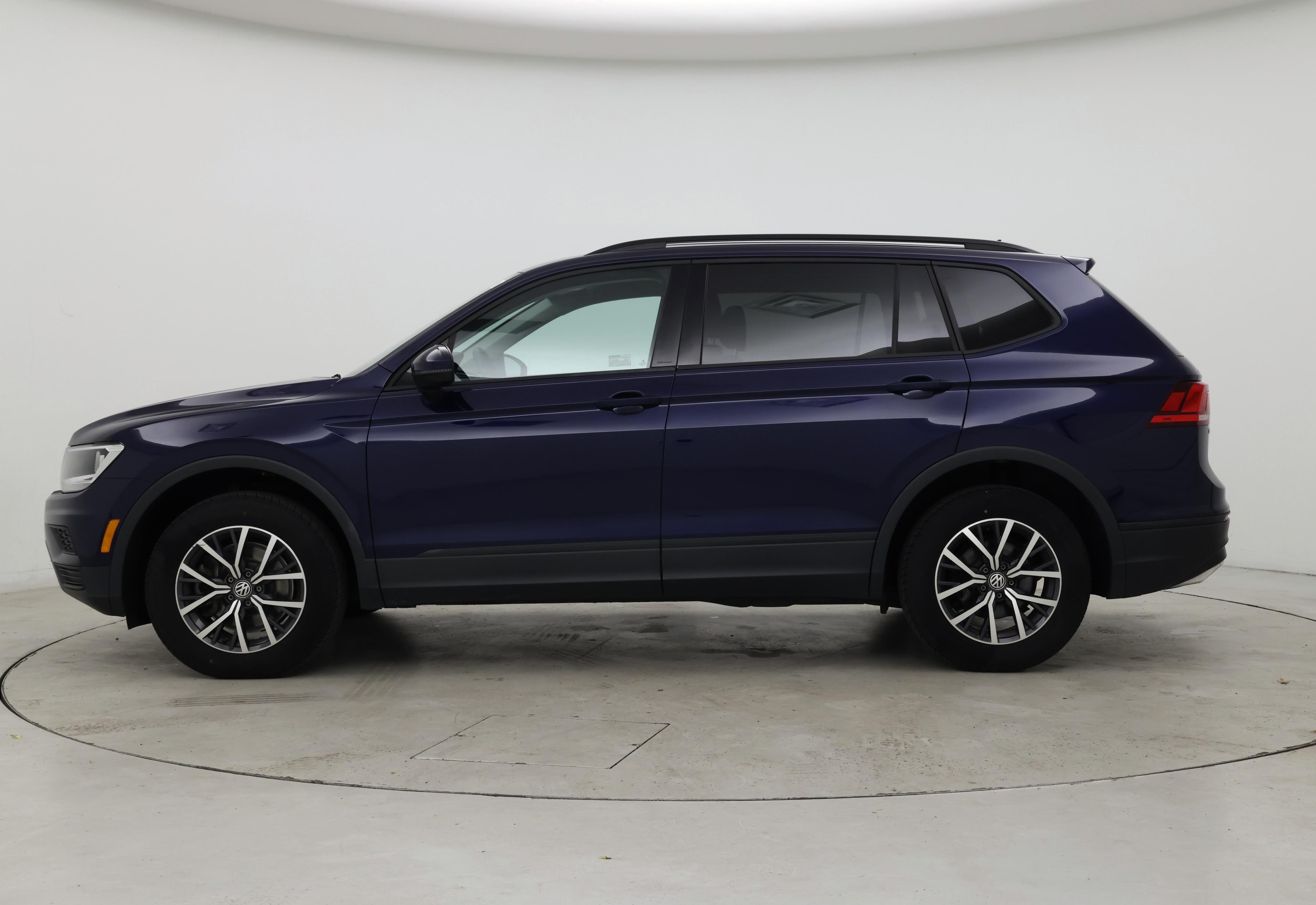 Thumbnail: 2021 Volkswagen Tiguan - 3