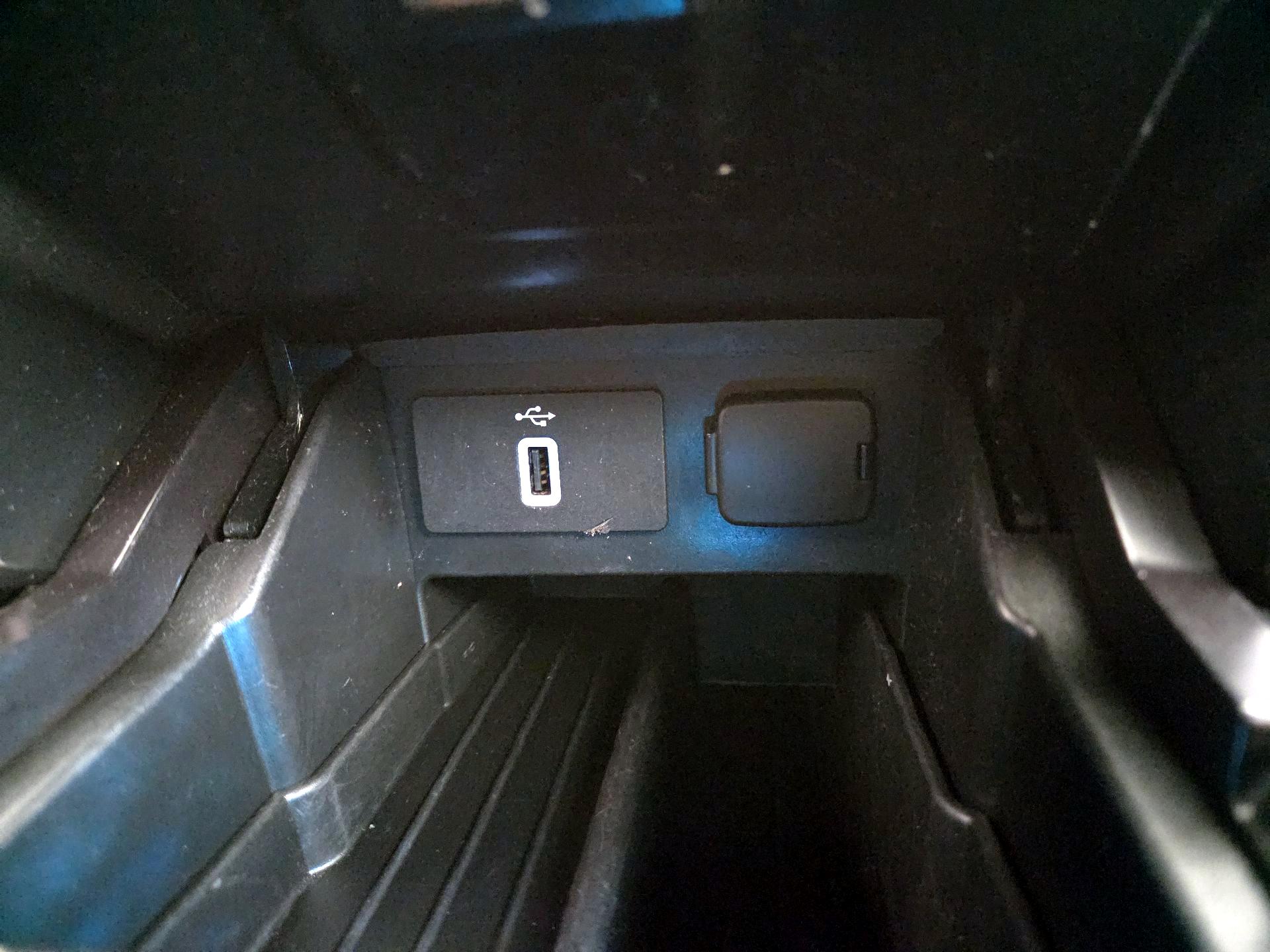 Thumbnail: 2017 Ford Explorer - 19