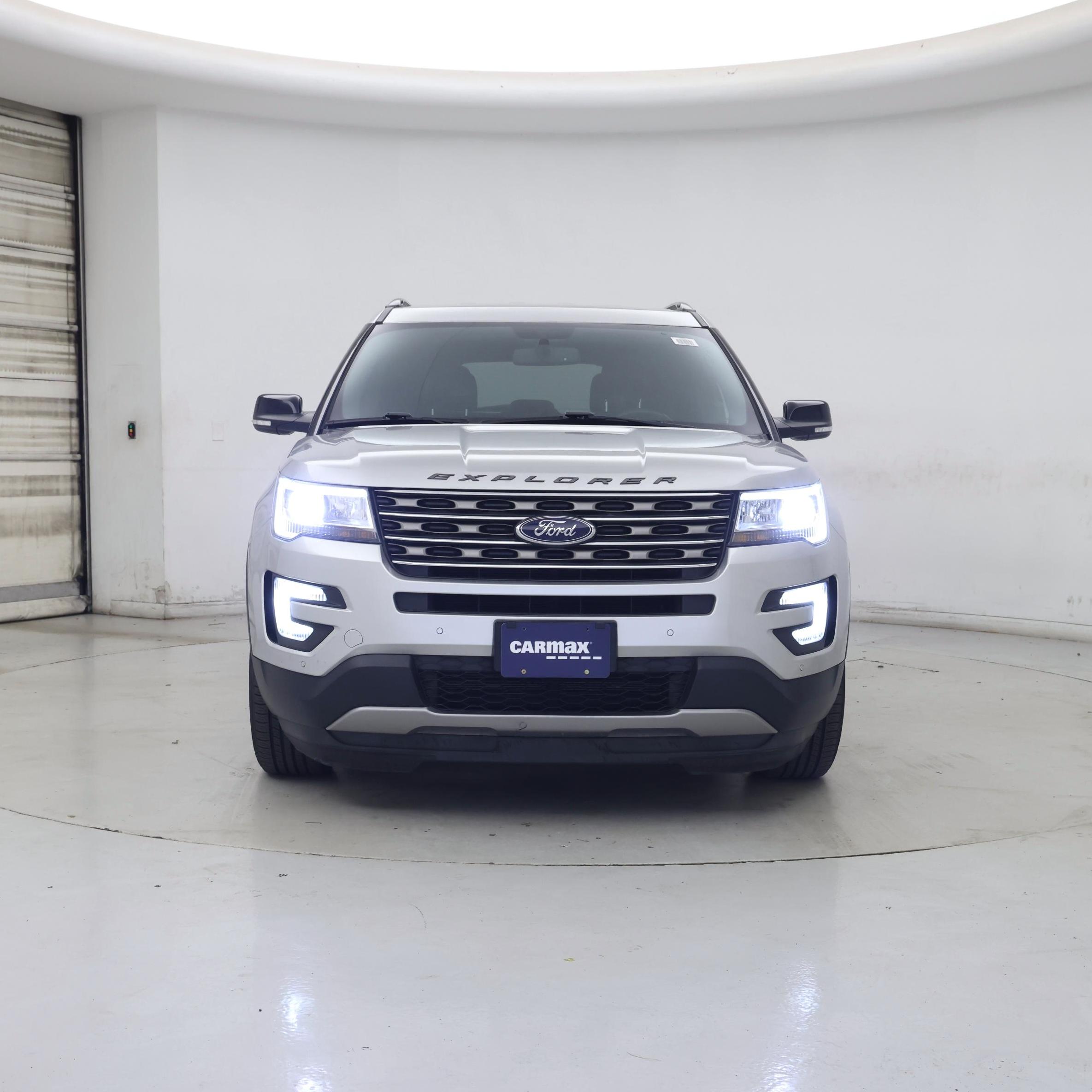 Thumbnail: 2017 Ford Explorer - 5