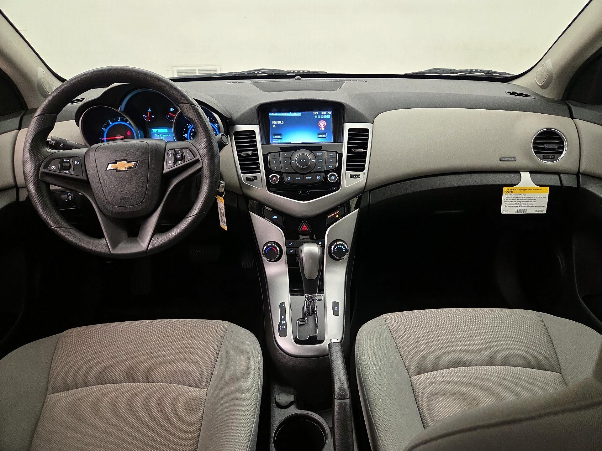 Thumbnail: 2016 Chevrolet Cruze - 9