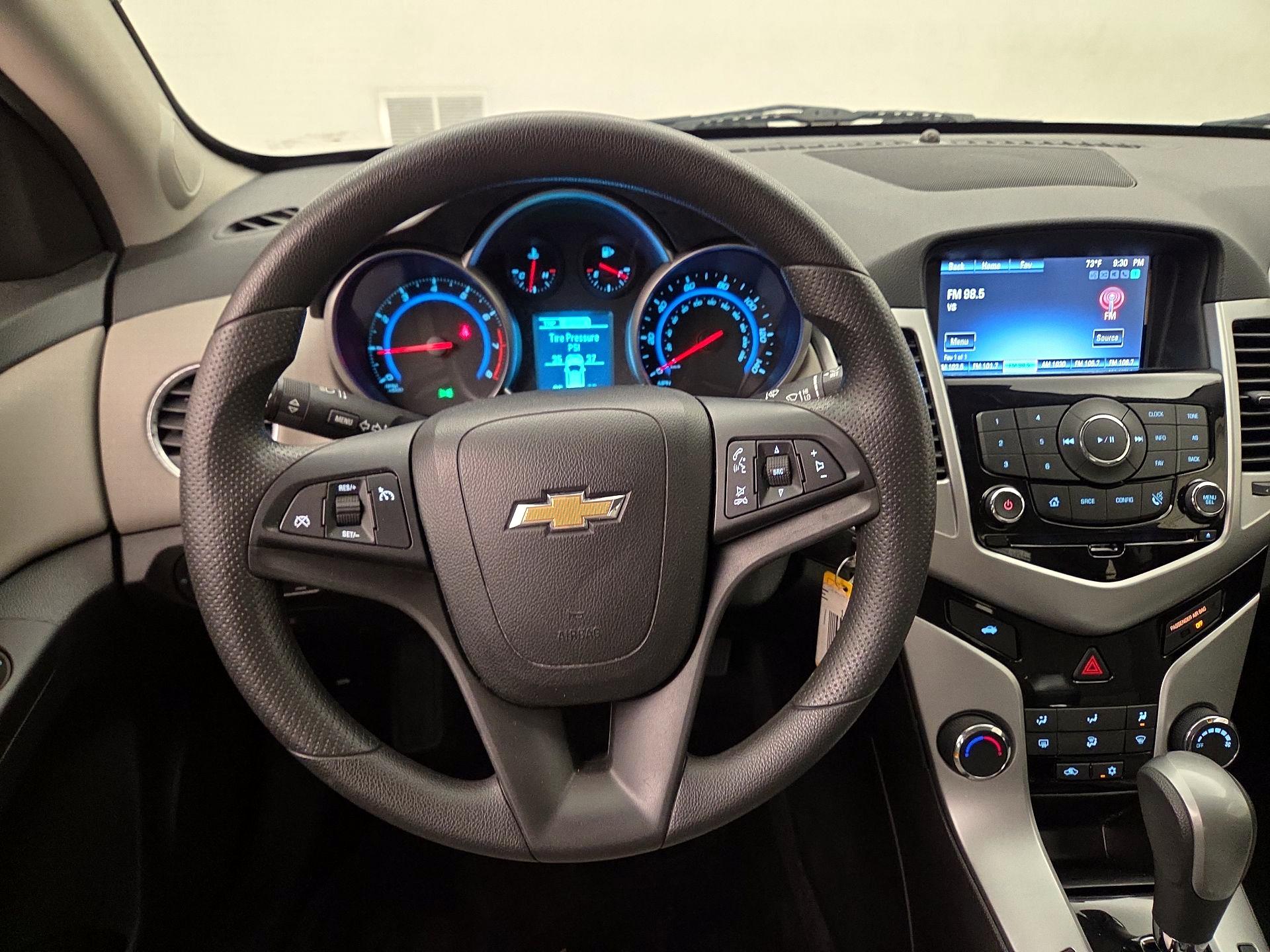 Thumbnail: 2016 Chevrolet Cruze - 10