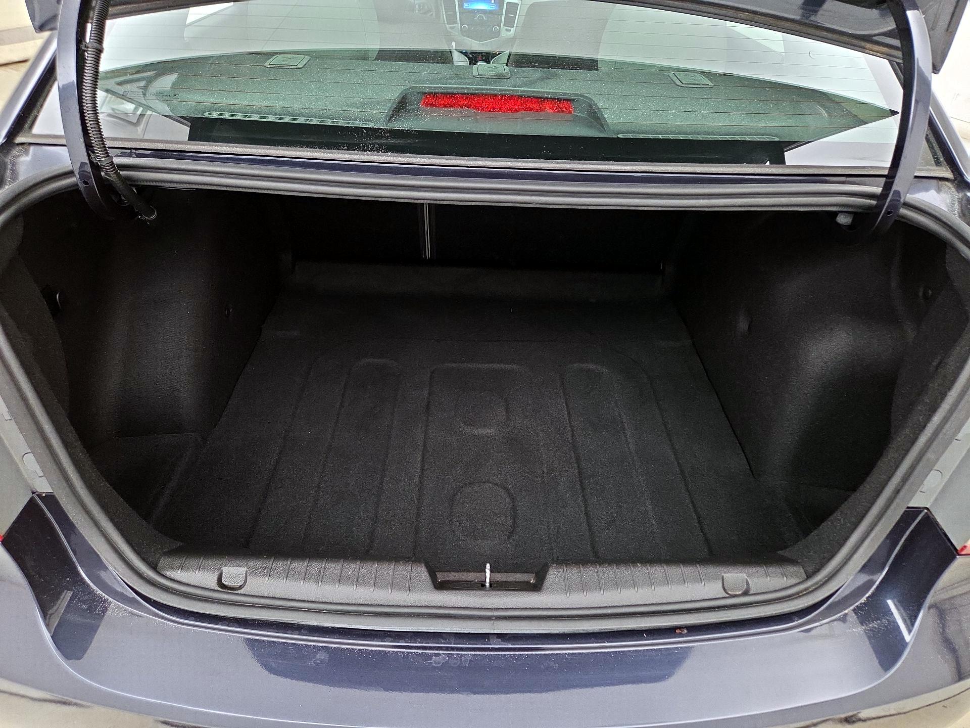 Thumbnail: 2016 Chevrolet Cruze - 20