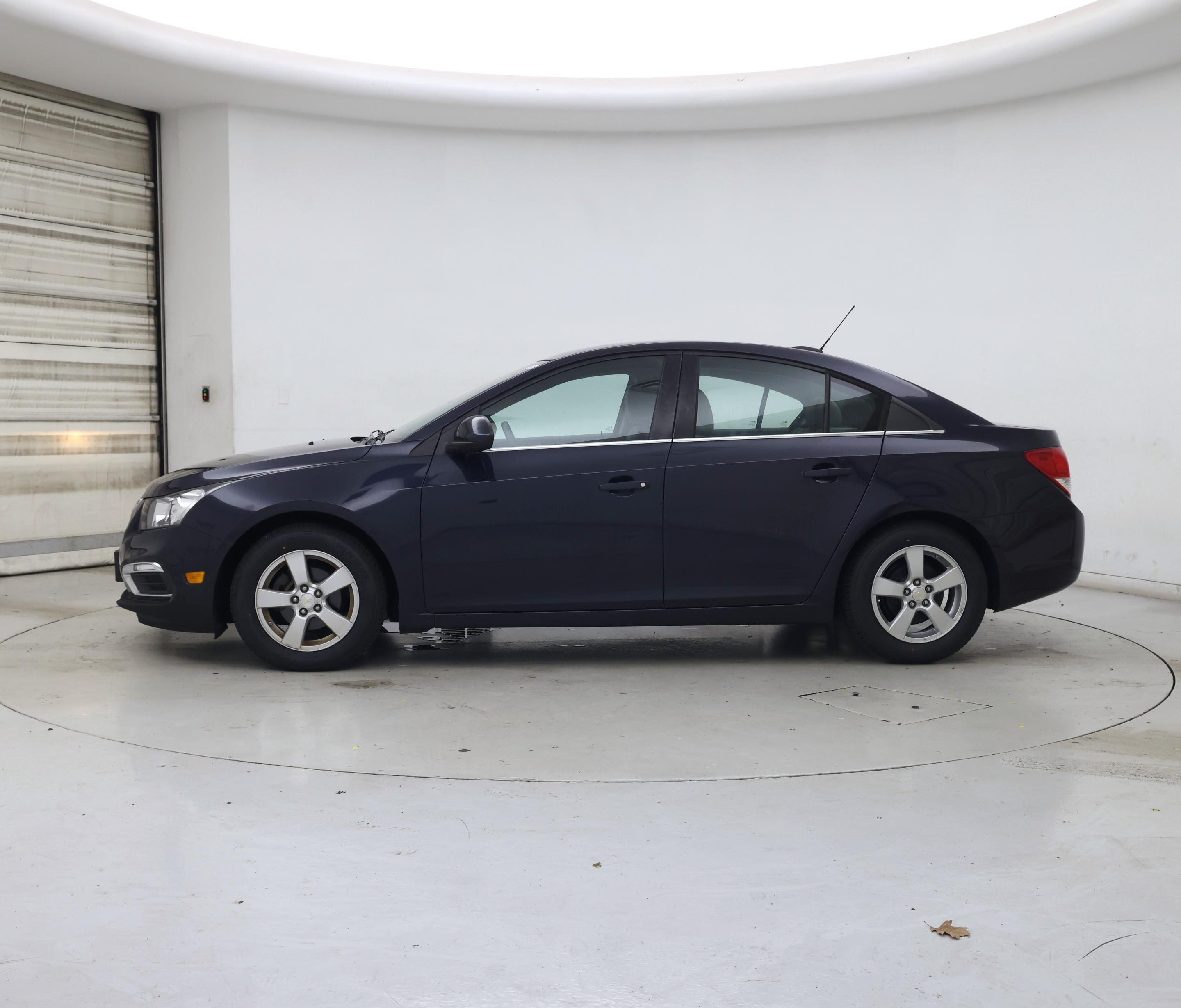 Thumbnail: 2016 Chevrolet Cruze - 3