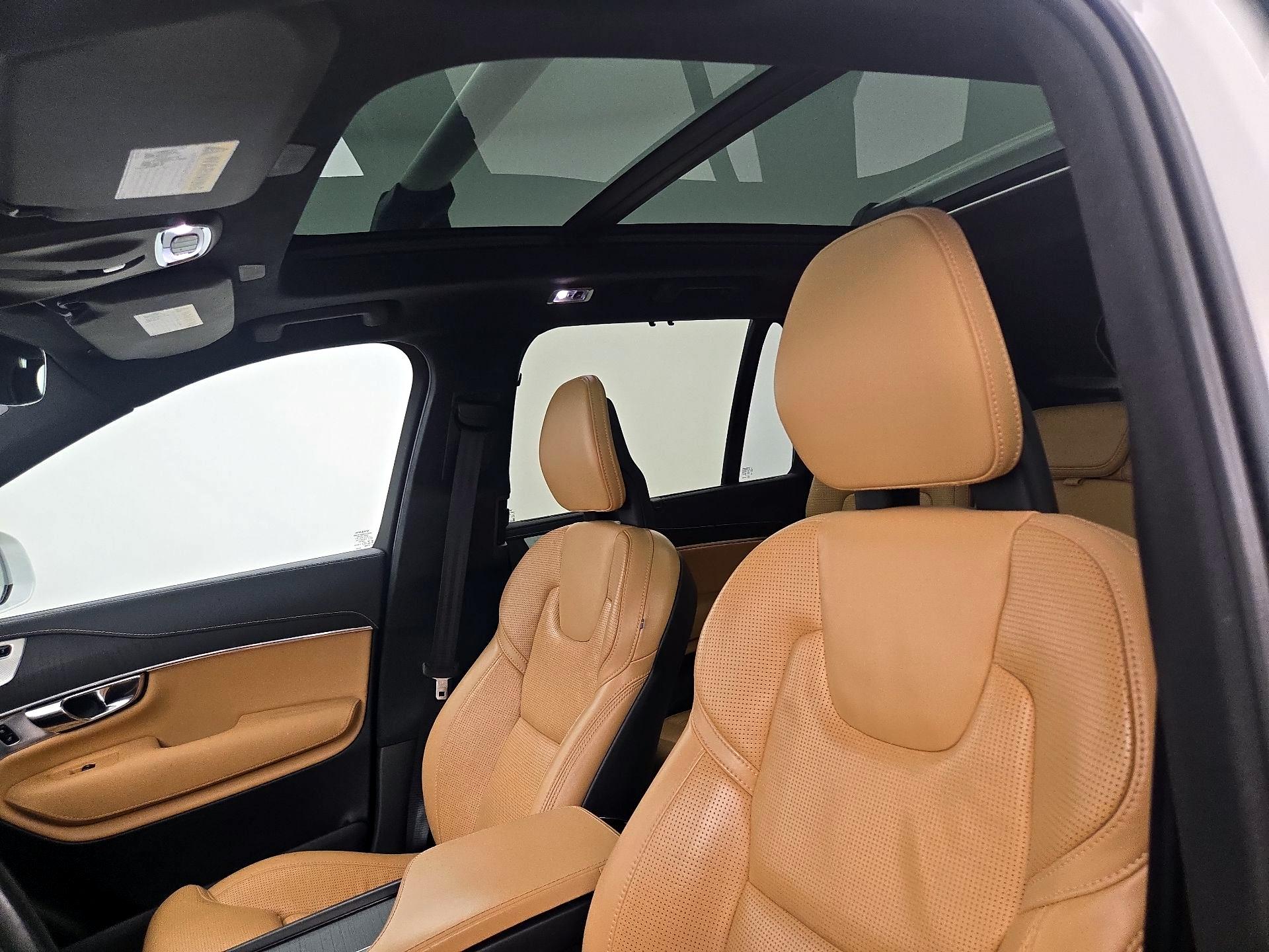 Thumbnail: 2021 Volvo XC90 - 20