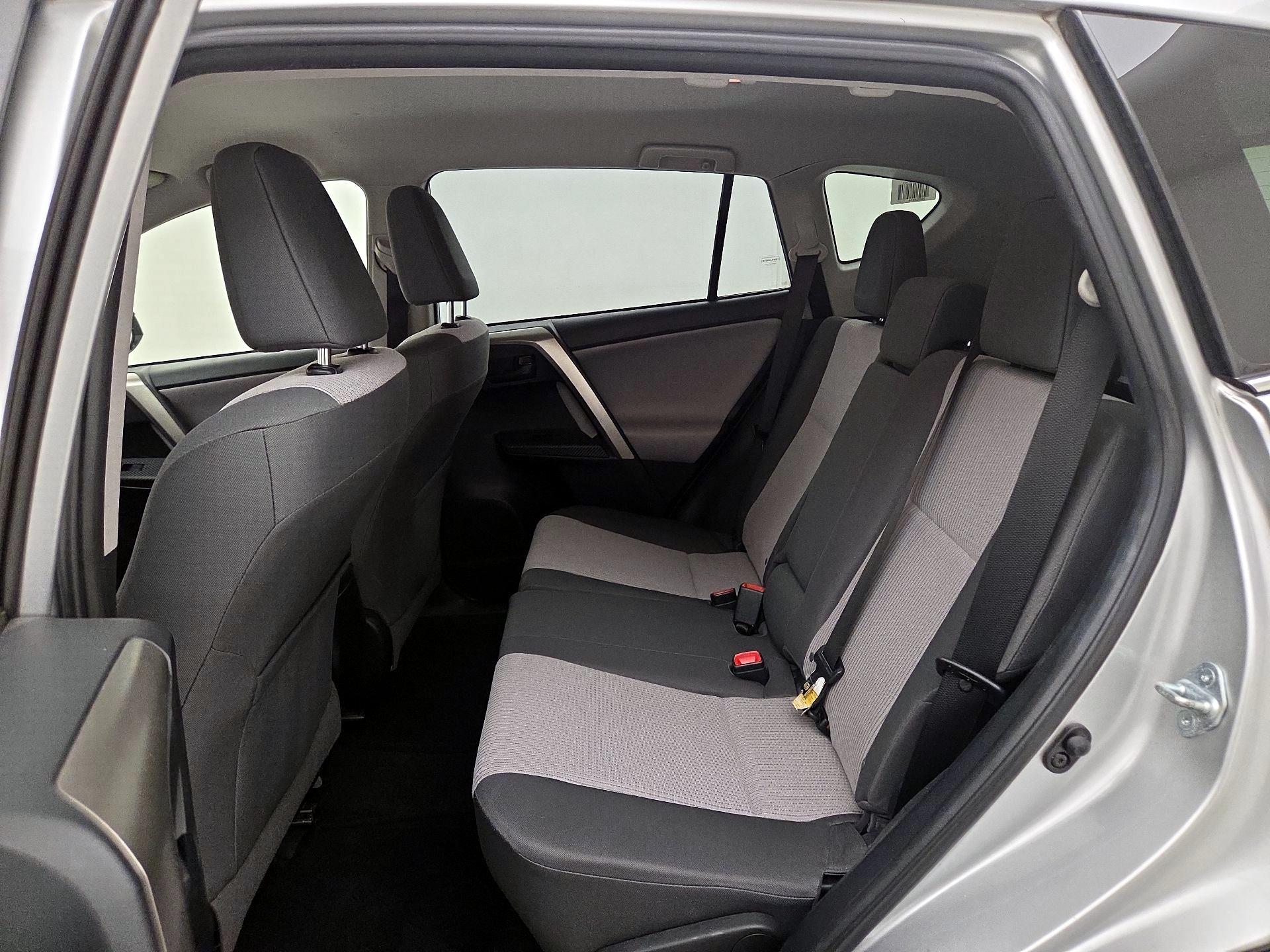 Thumbnail: 2014 Toyota RAV4 - 19