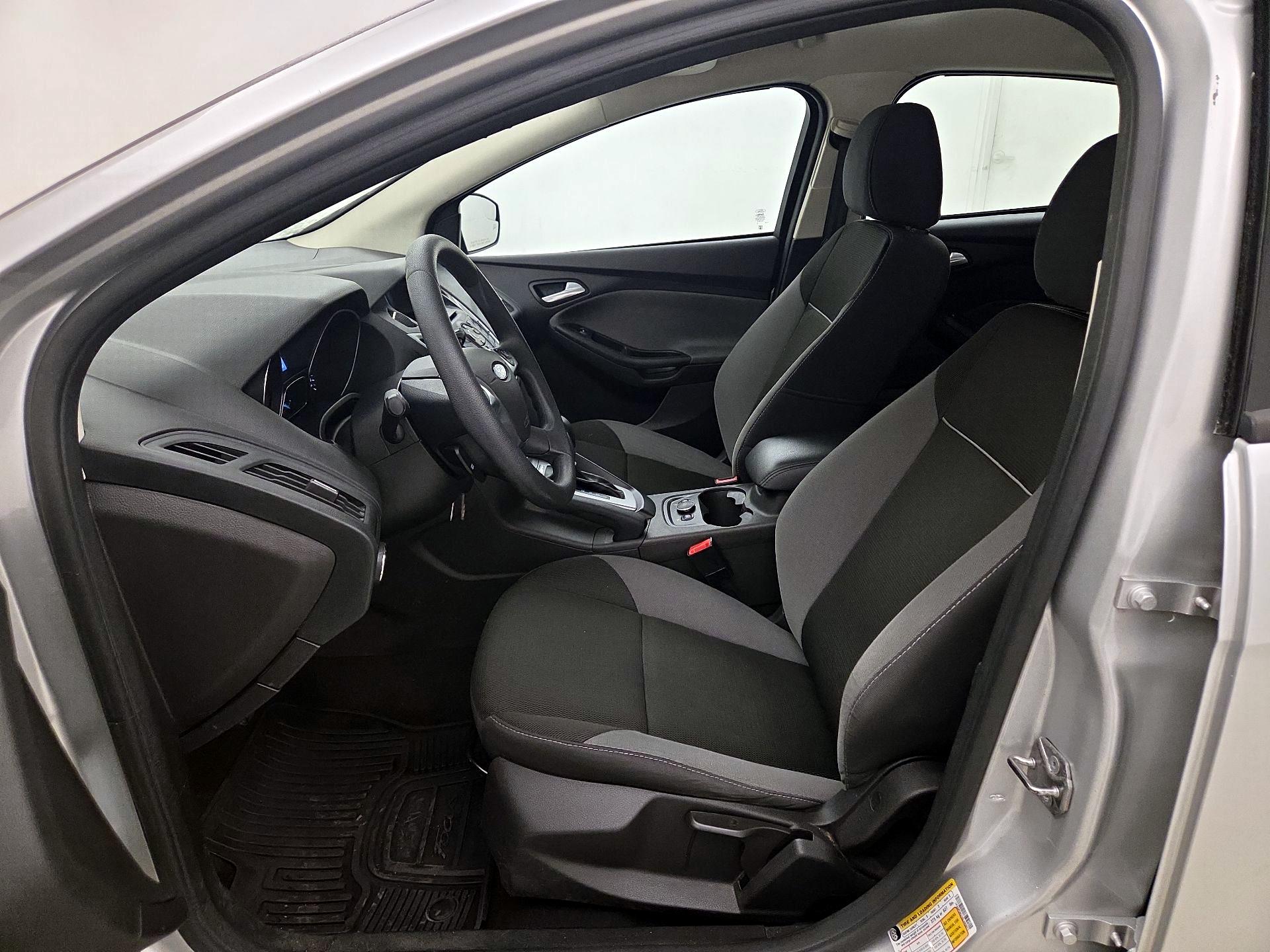 Thumbnail: 2014 Ford Focus - 11