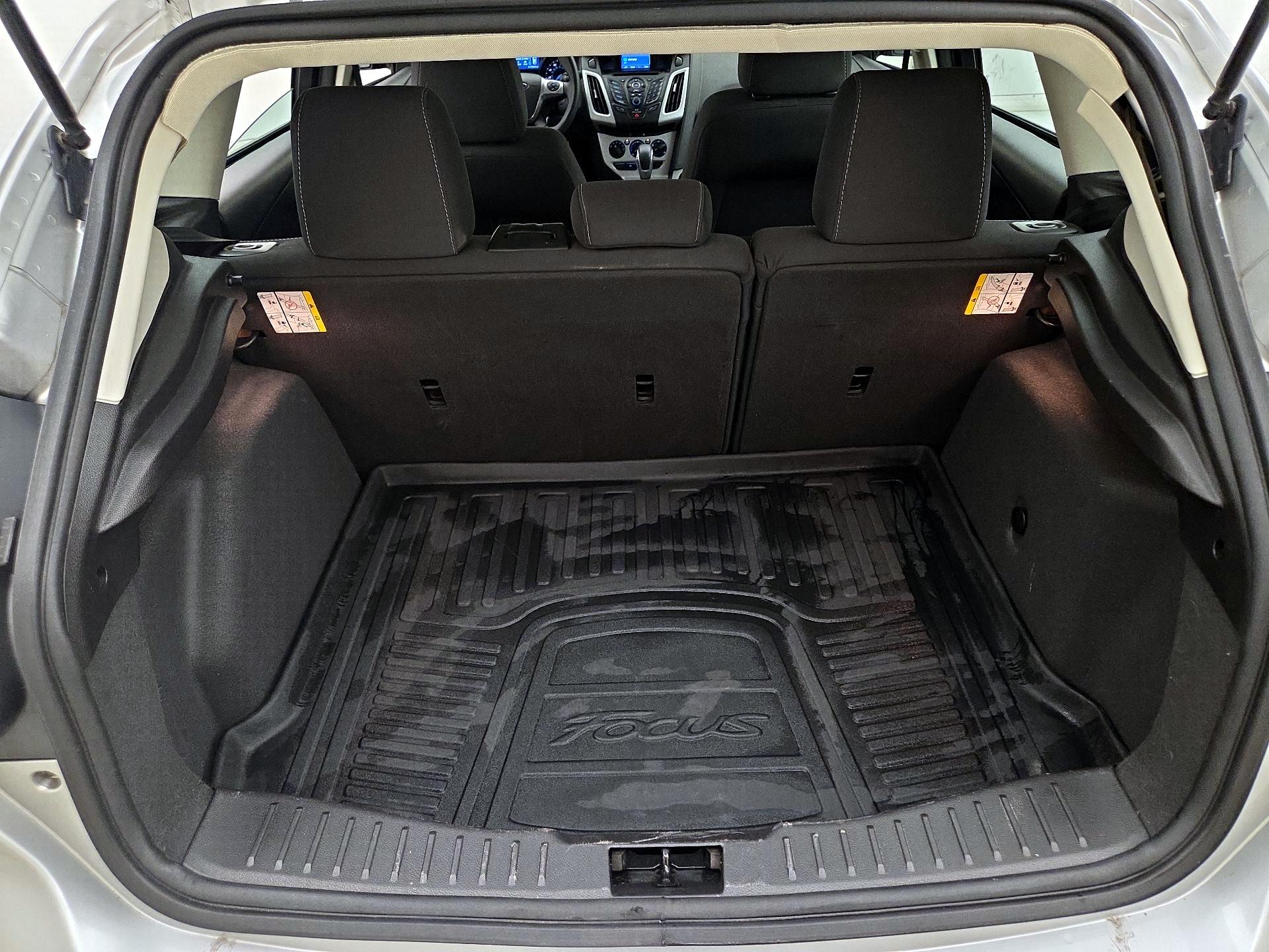 Thumbnail: 2014 Ford Focus - 19