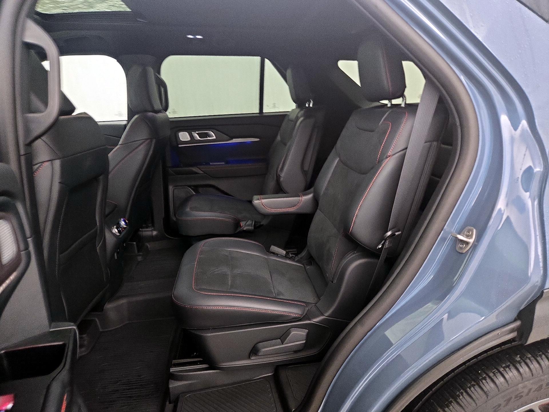 Thumbnail: 2025 Ford Explorer - 20