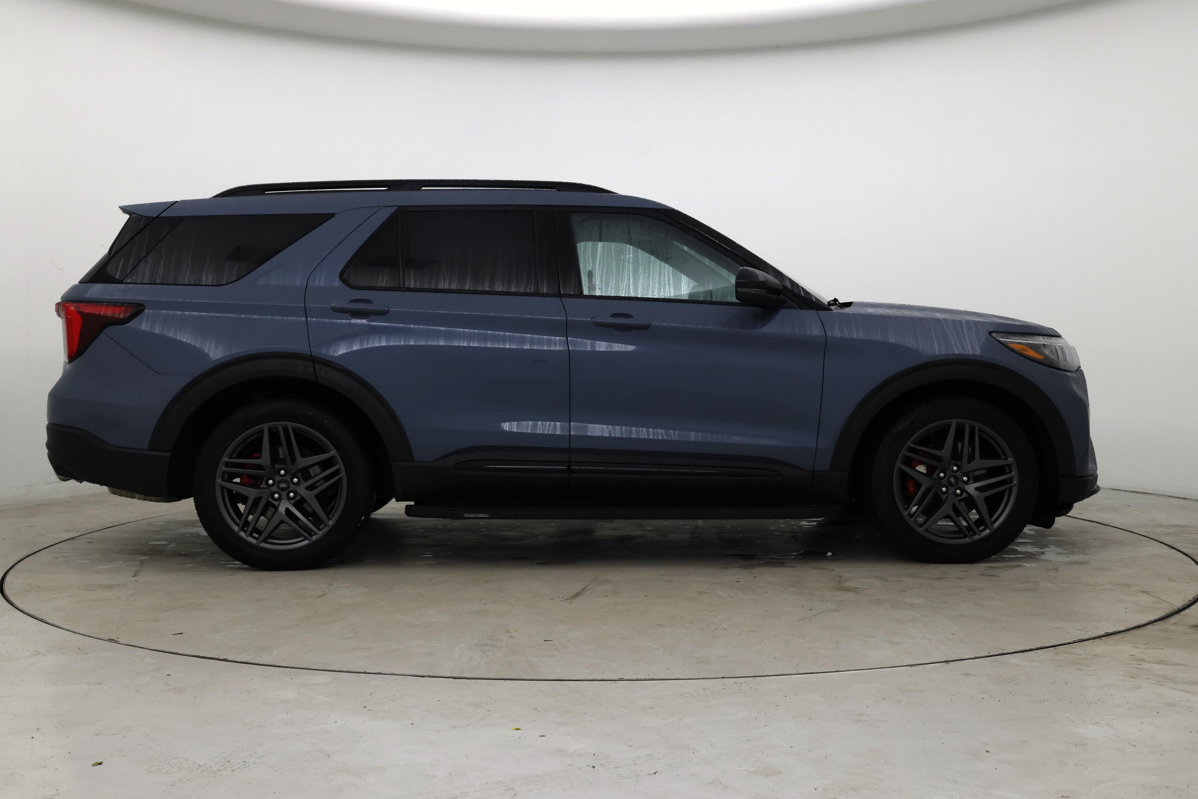 Thumbnail: 2025 Ford Explorer - 7