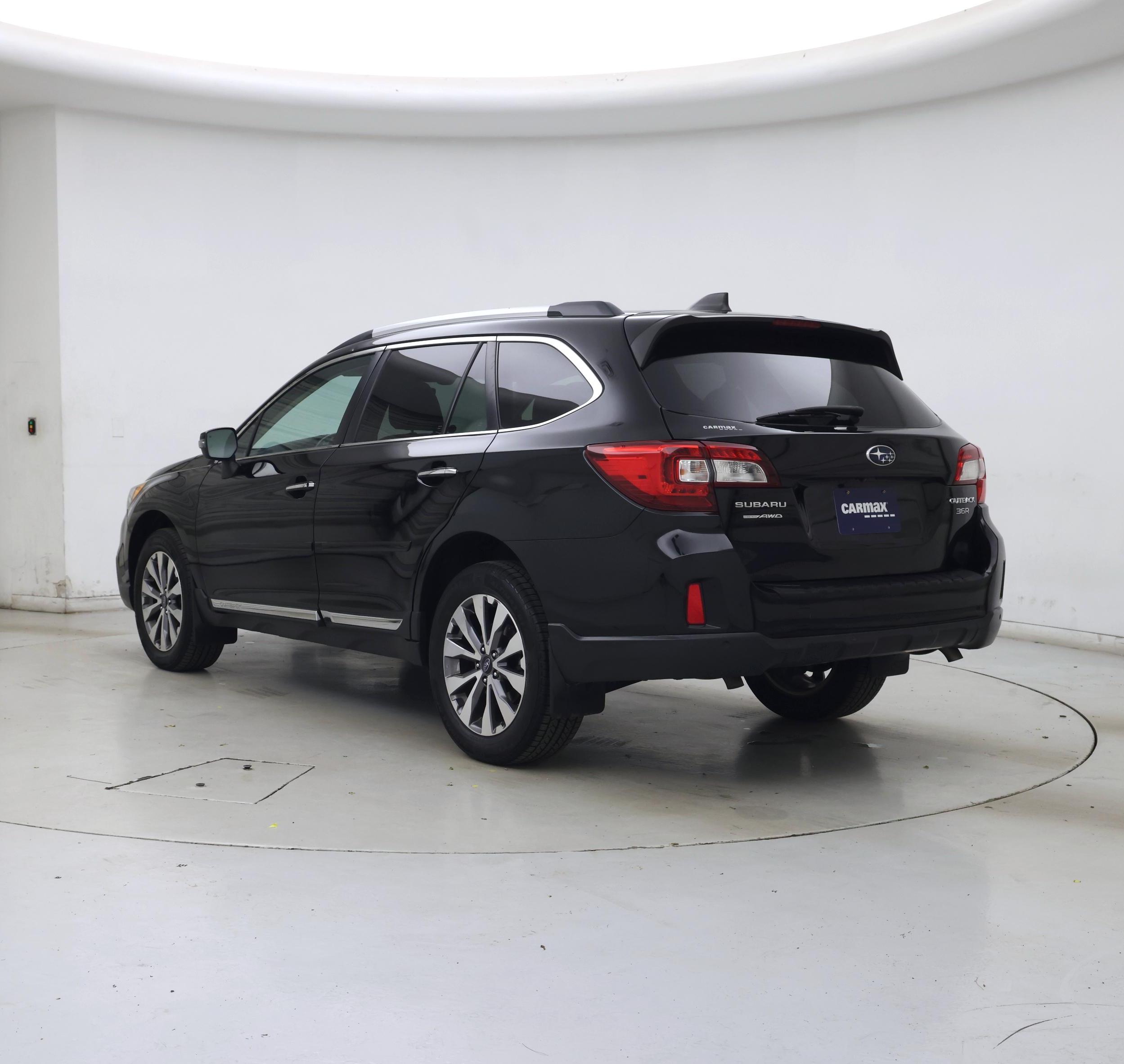 Thumbnail: 2017 Subaru Outback - 2