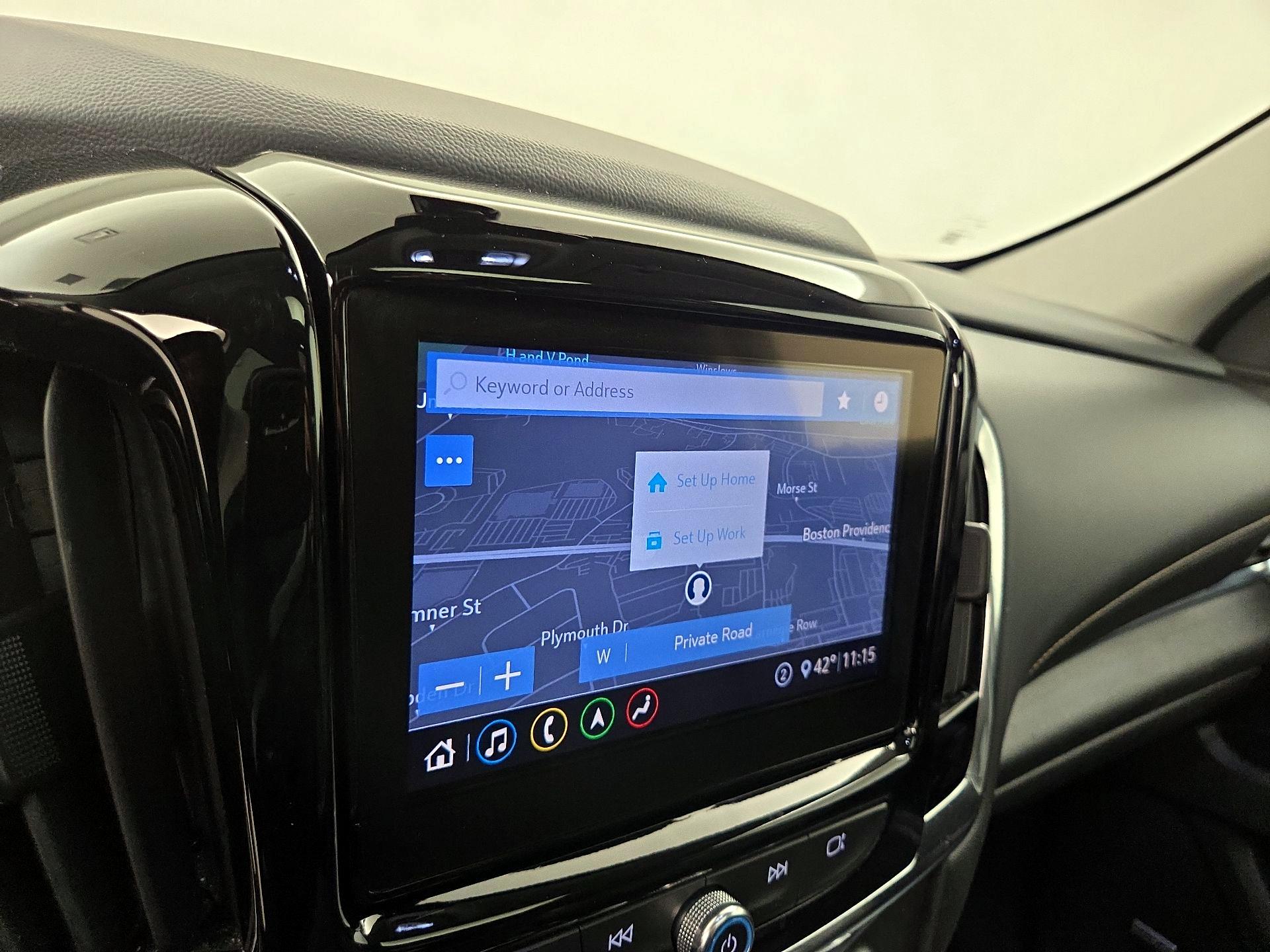 Thumbnail: 2021 Chevrolet Traverse - 14