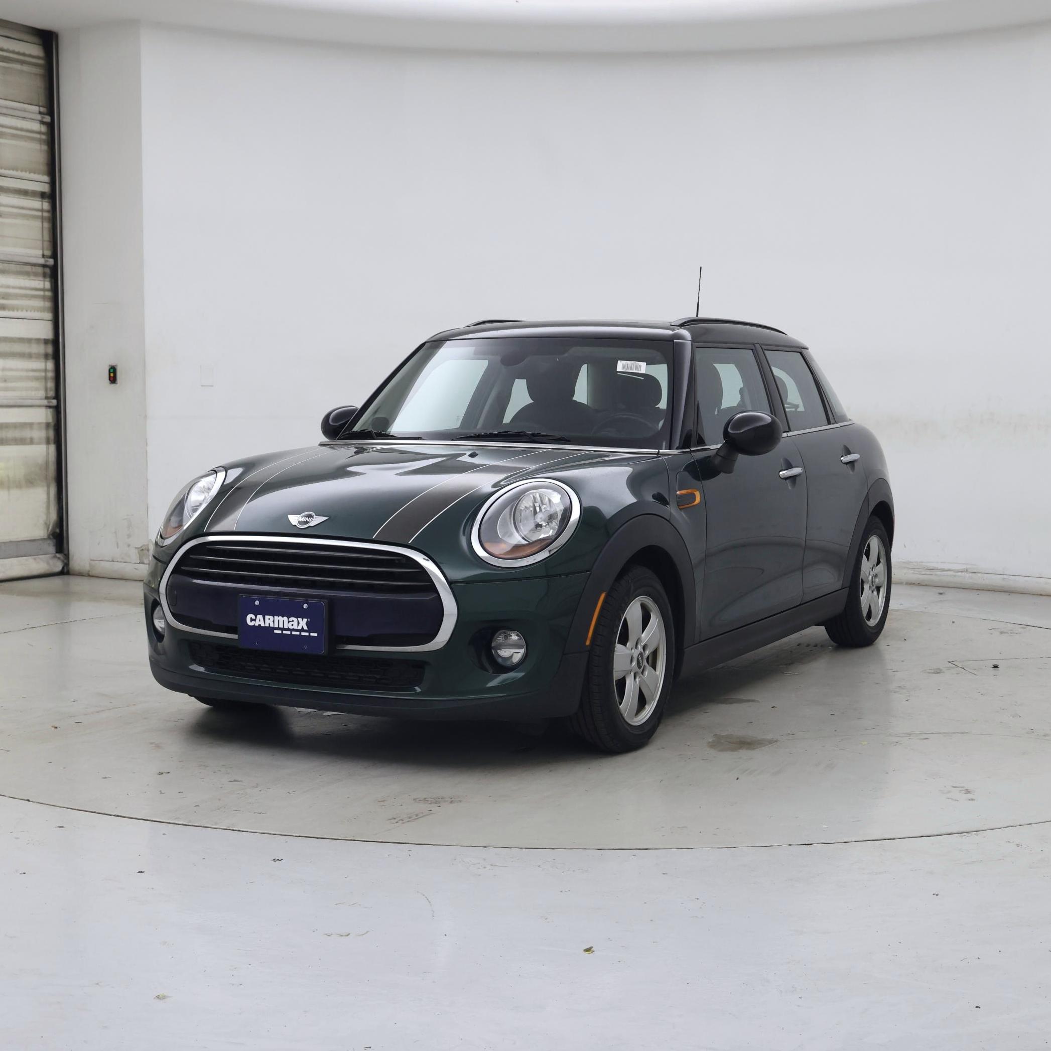 Thumbnail: 2016 MINI Cooper Hardtop - 4