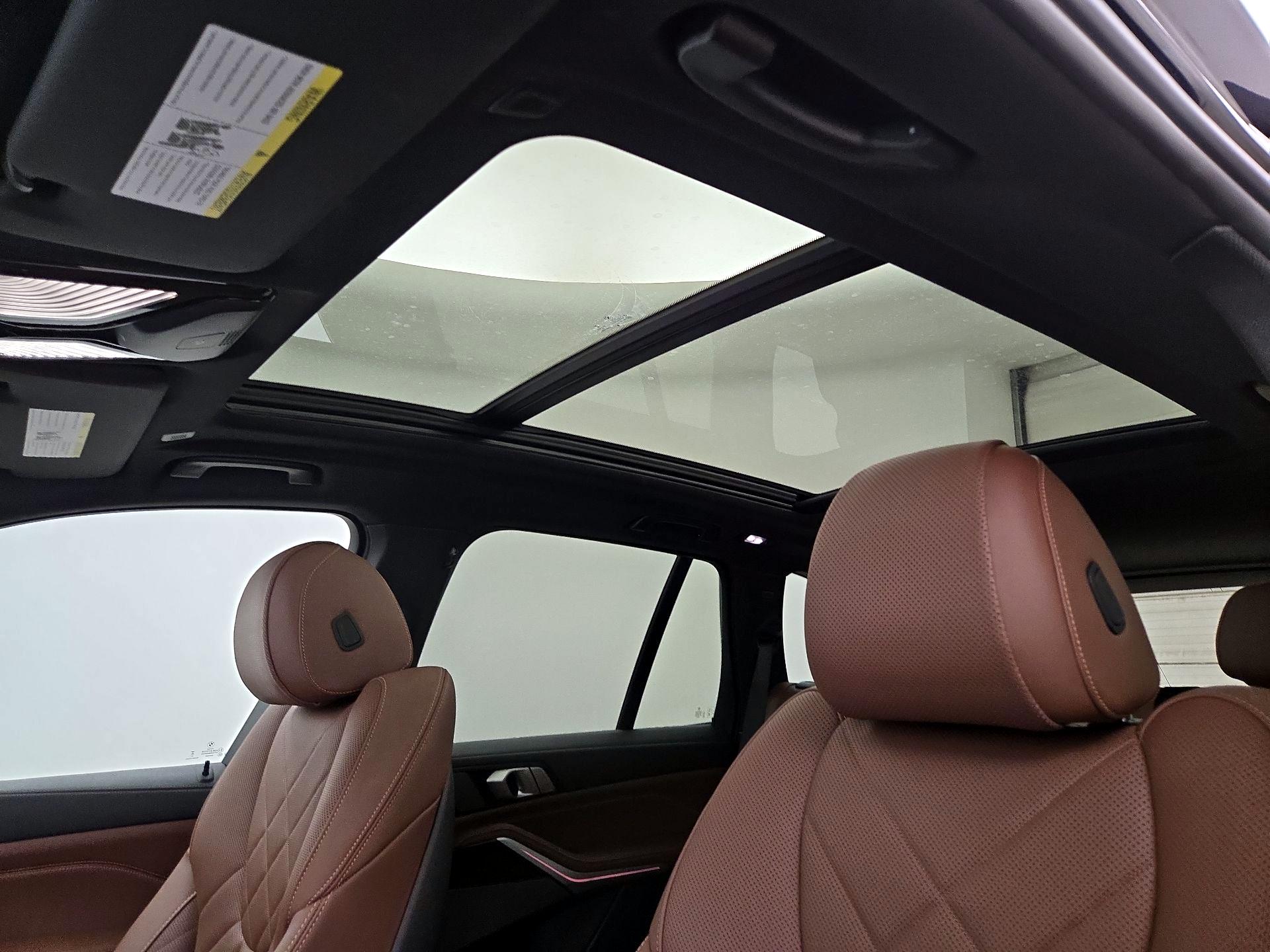 Thumbnail: 2023 BMW X5 - 20