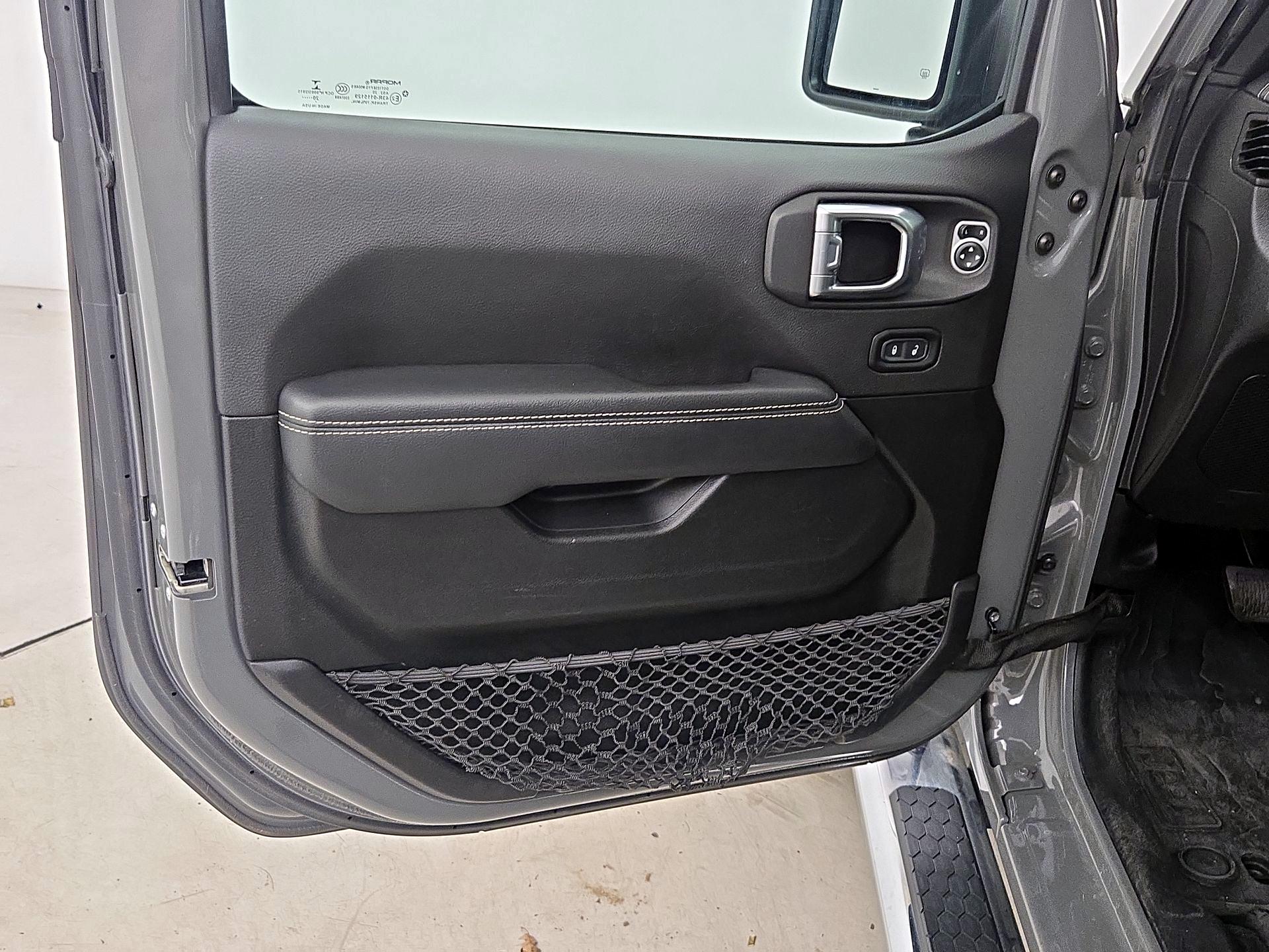 Thumbnail: 2021 Jeep Wrangler - 12