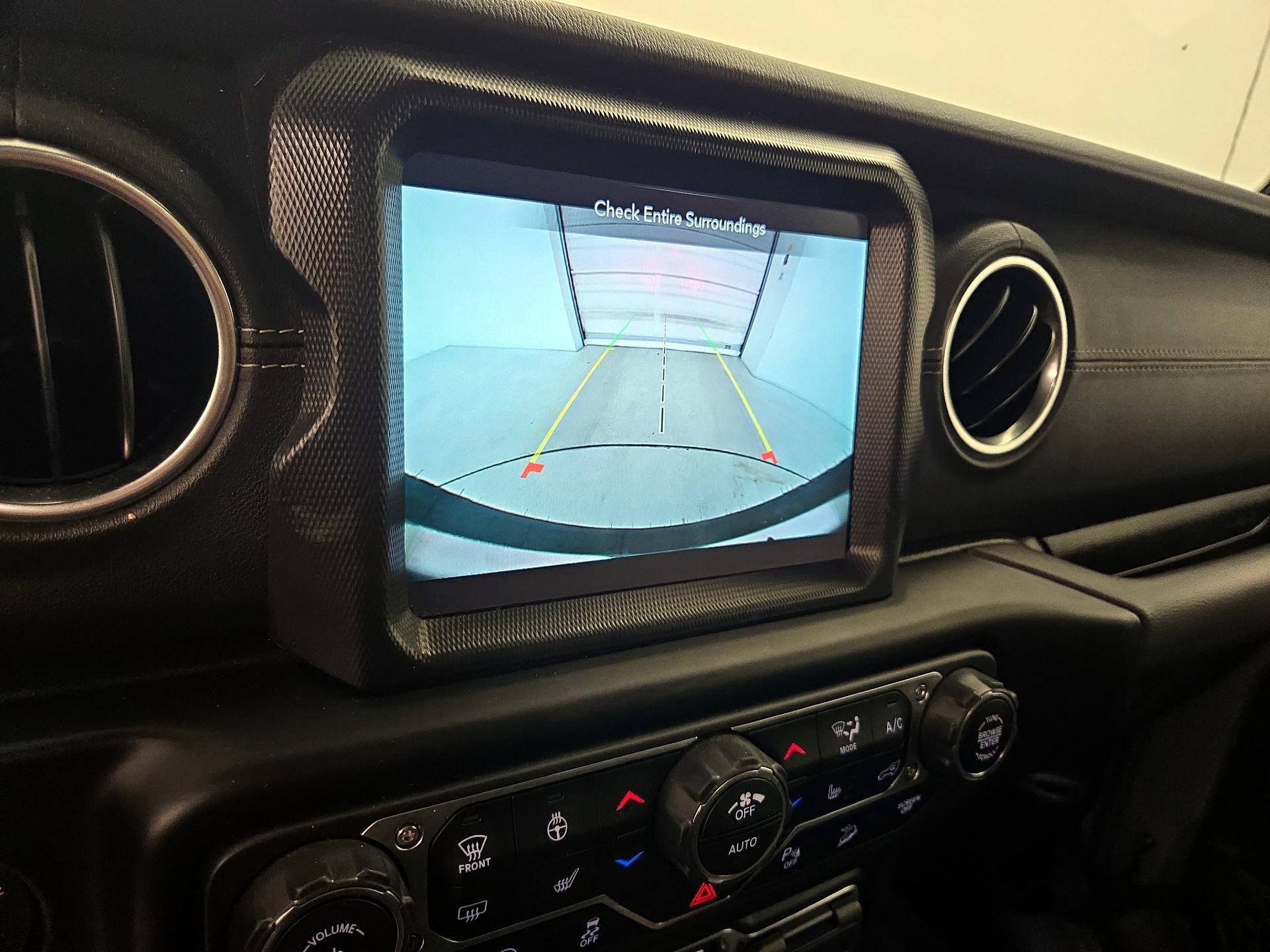 Thumbnail: 2021 Jeep Wrangler - 15