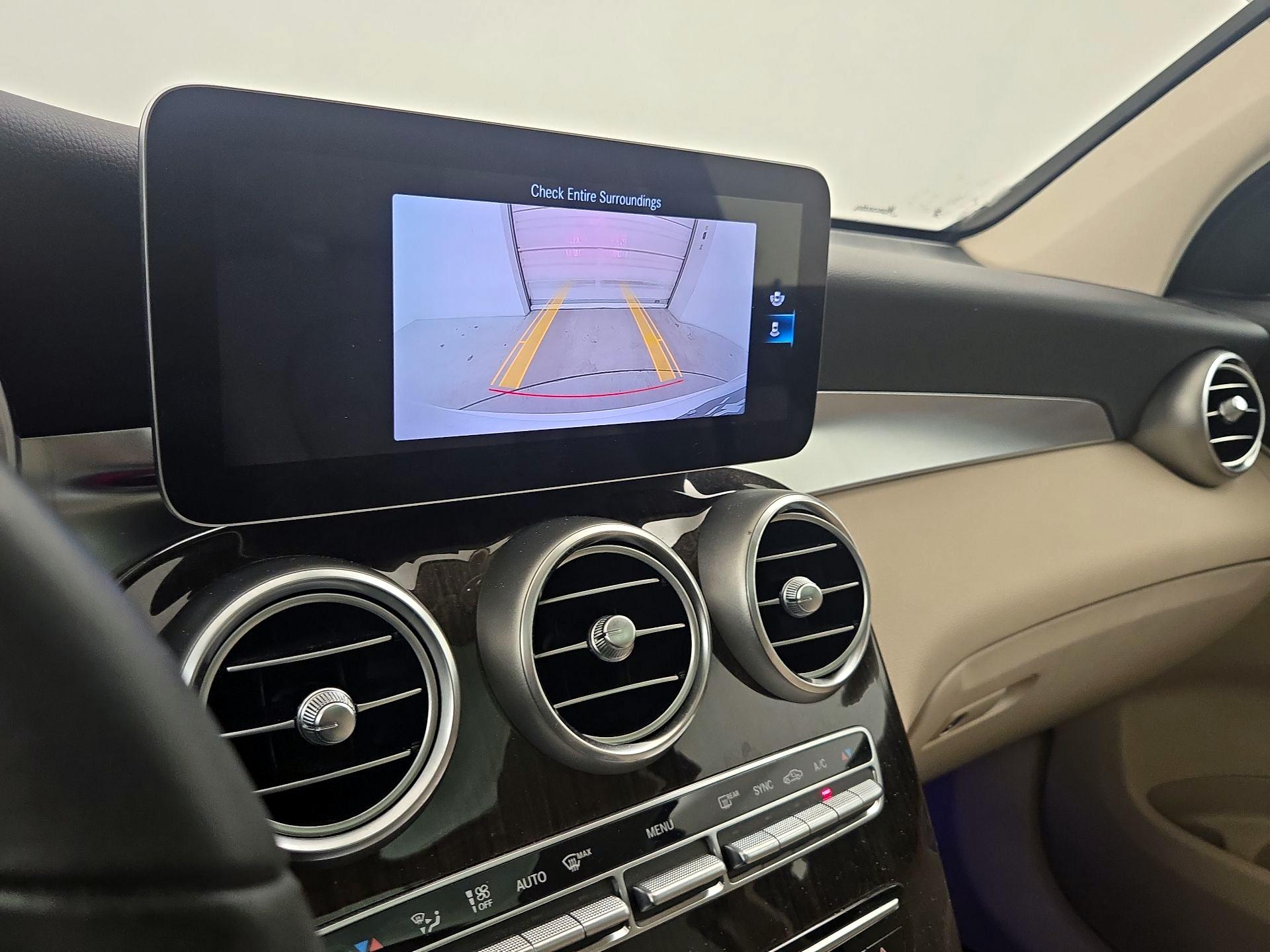 Thumbnail: 2020 Mercedes-Benz GLC - 14