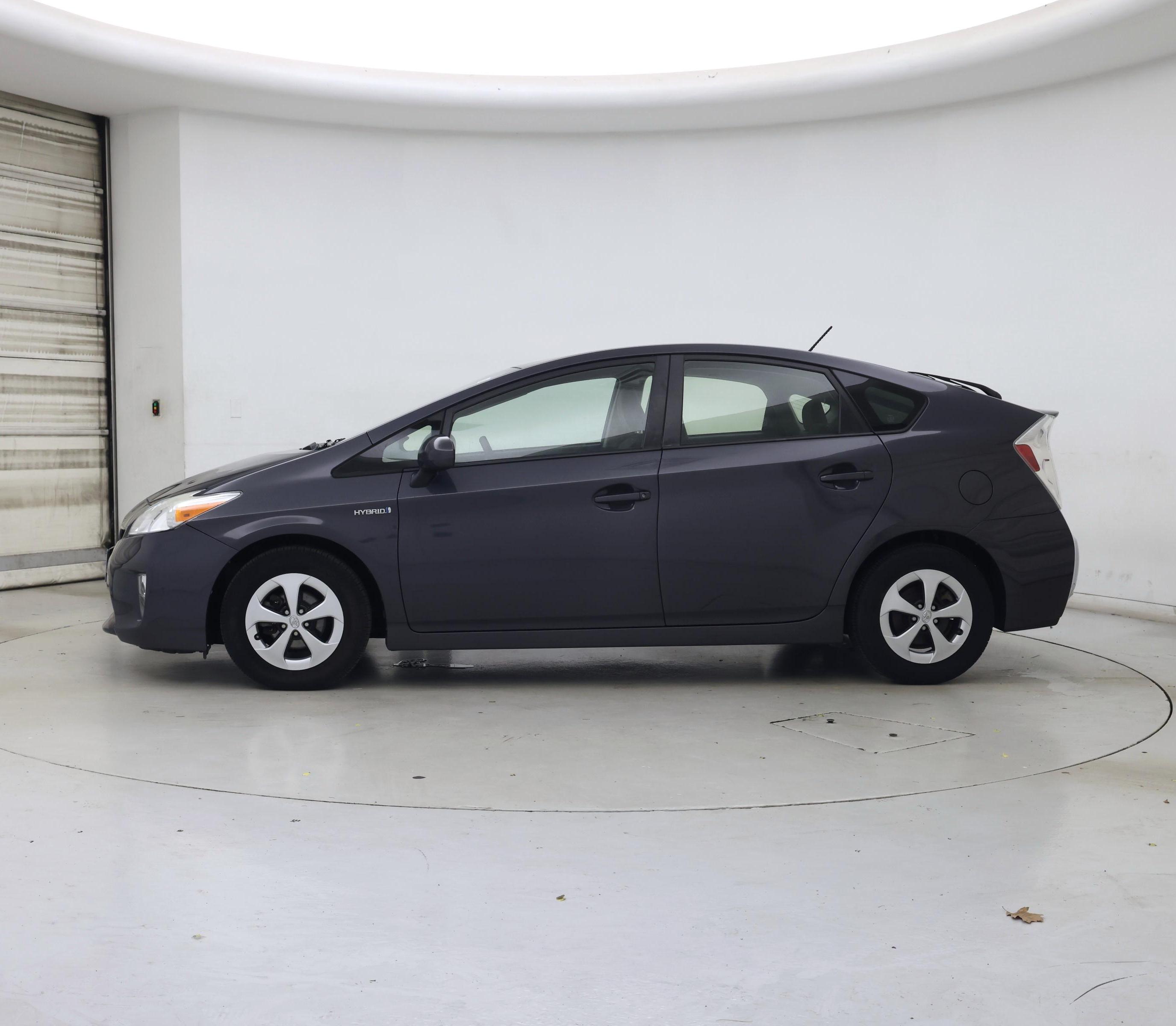 Thumbnail: 2014 Toyota Prius - 3