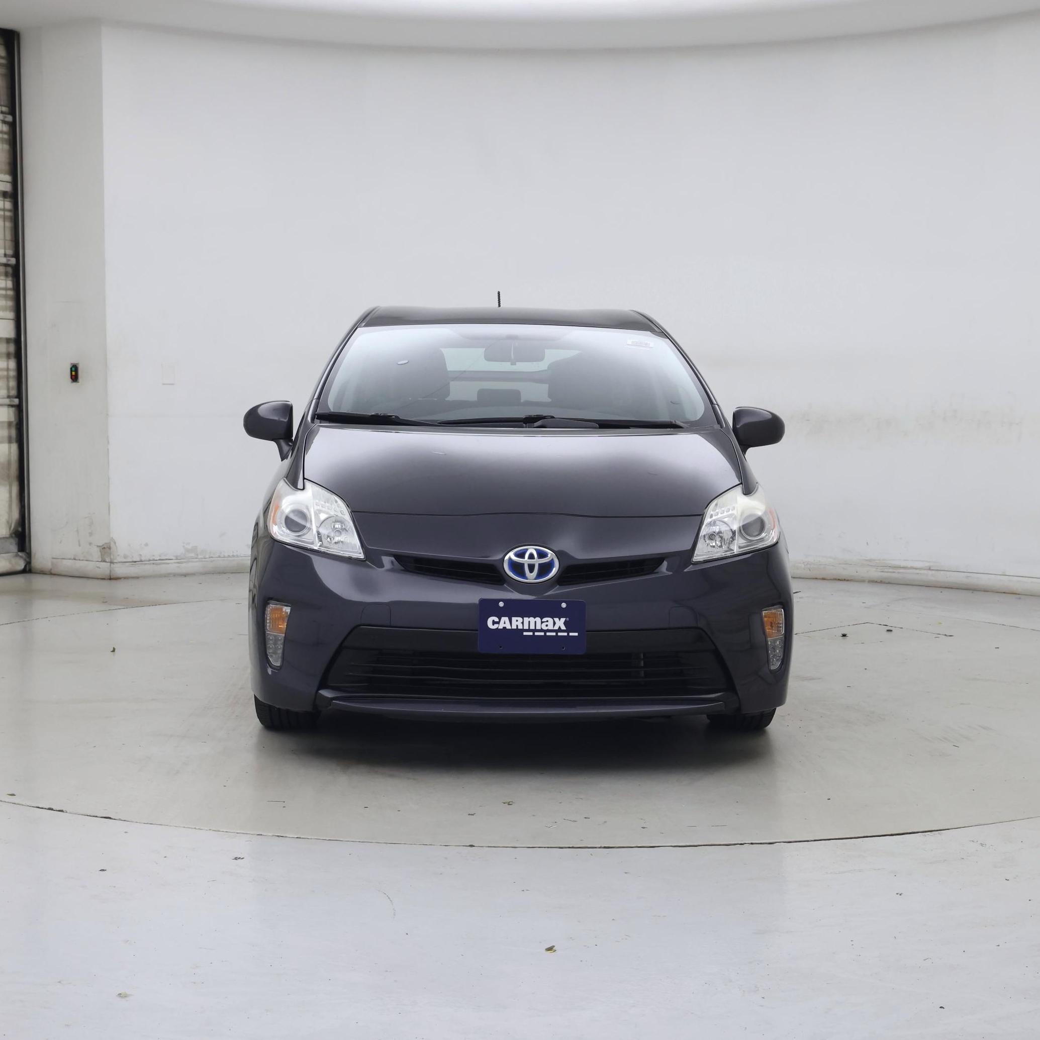 Thumbnail: 2014 Toyota Prius - 5