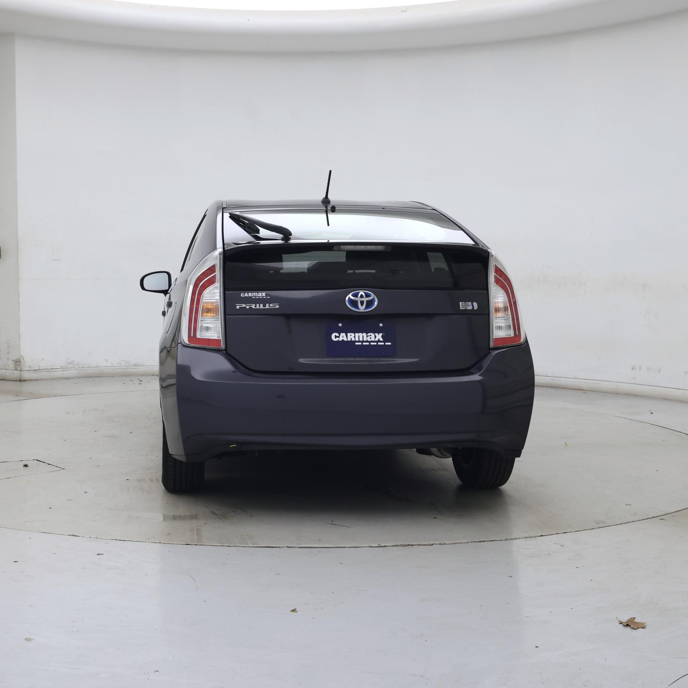 Thumbnail: 2014 Toyota Prius - 6