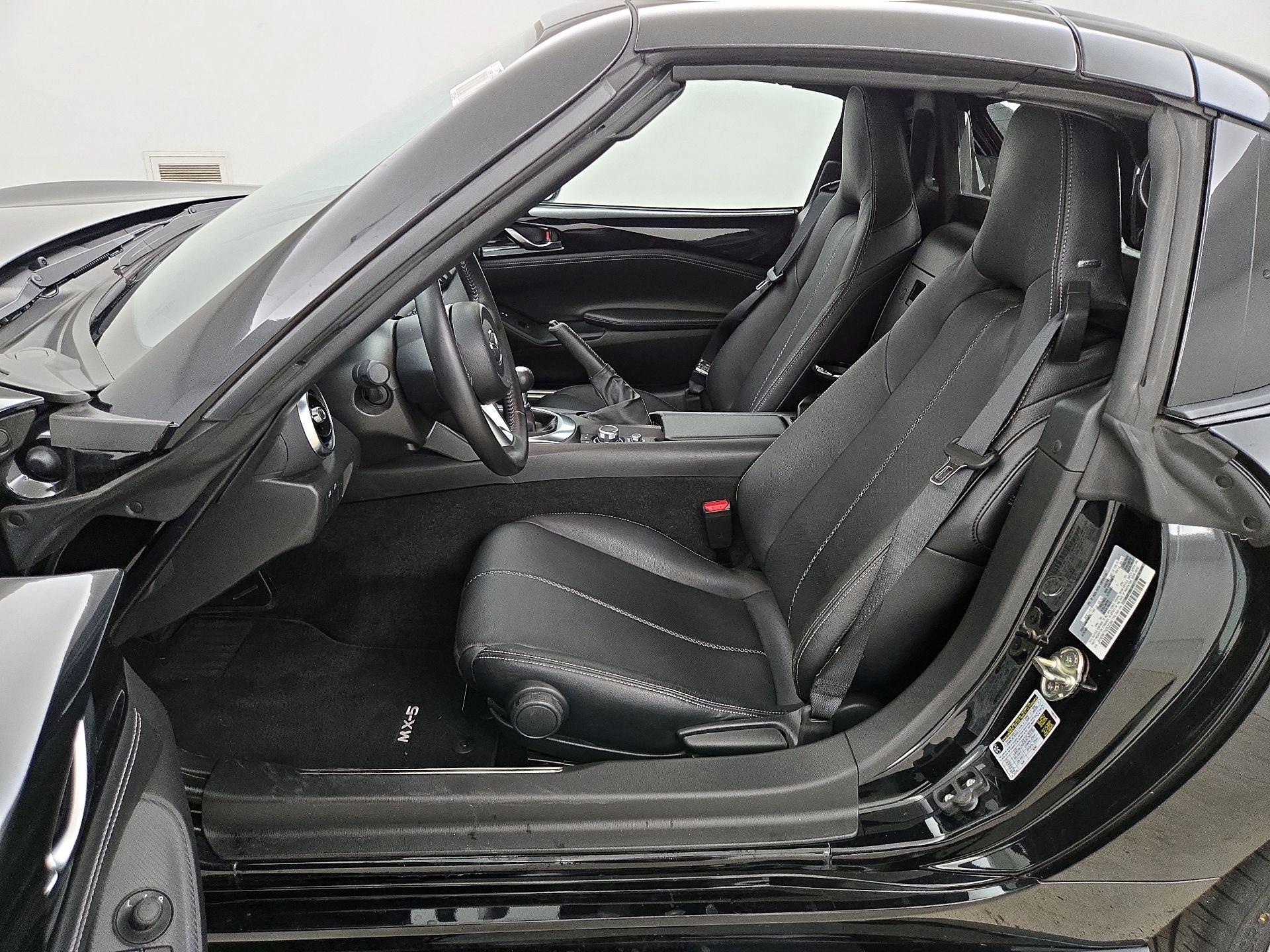 Thumbnail: 2022 Mazda MX-5 Miata - 11