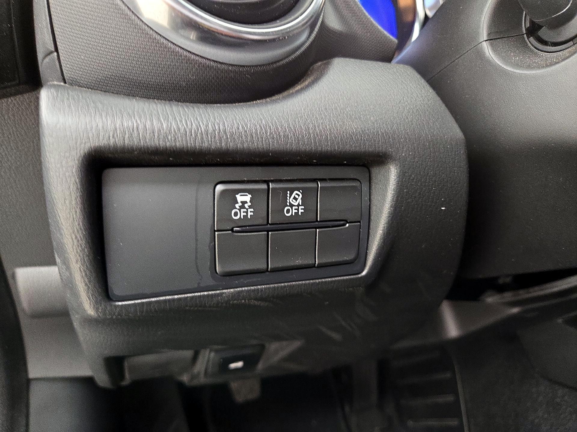 Thumbnail: 2022 Mazda MX-5 Miata - 13