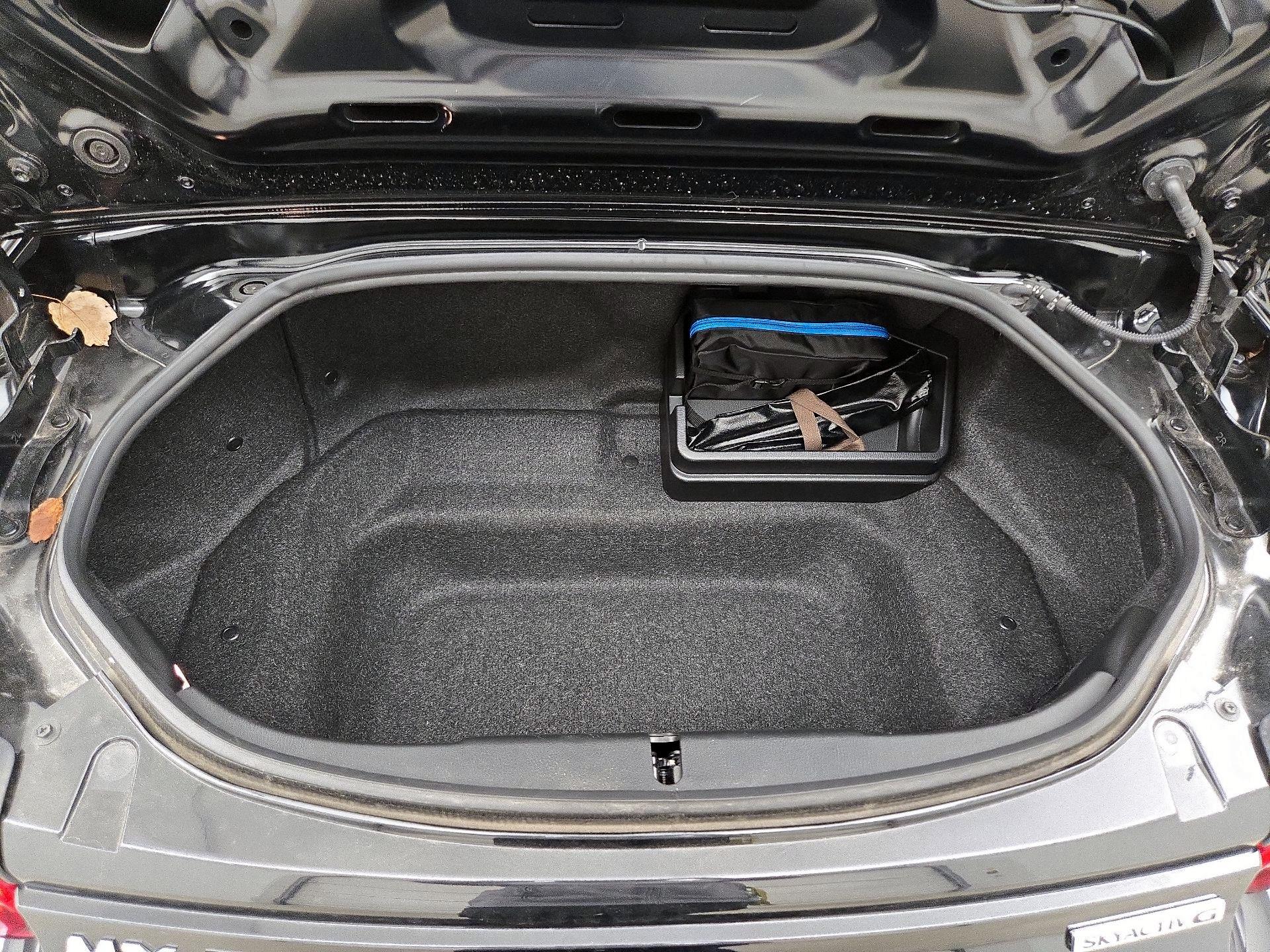 Thumbnail: 2022 Mazda MX-5 Miata - 20