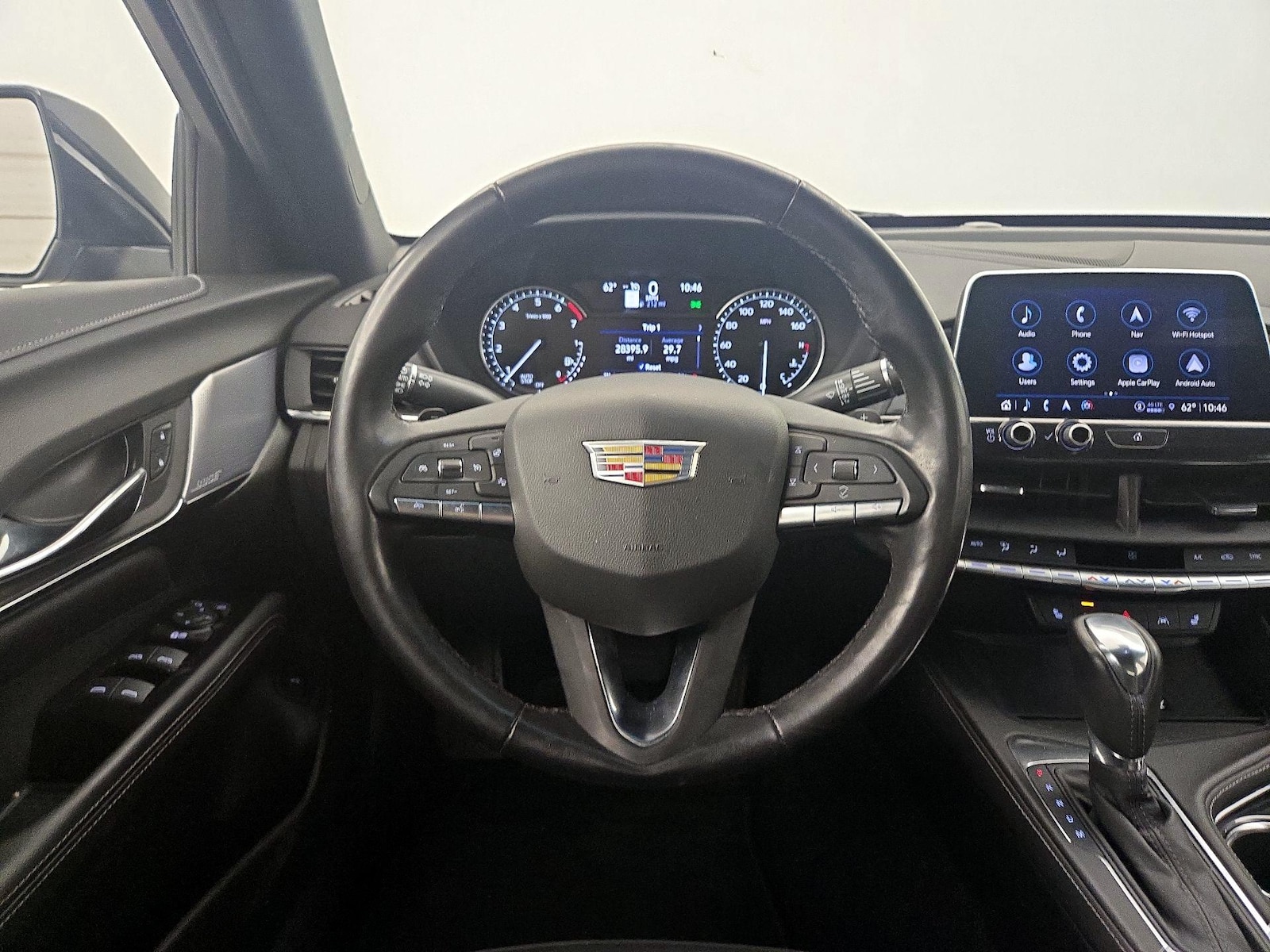 2025 Cadillac CT4 Luxury - Photo 11