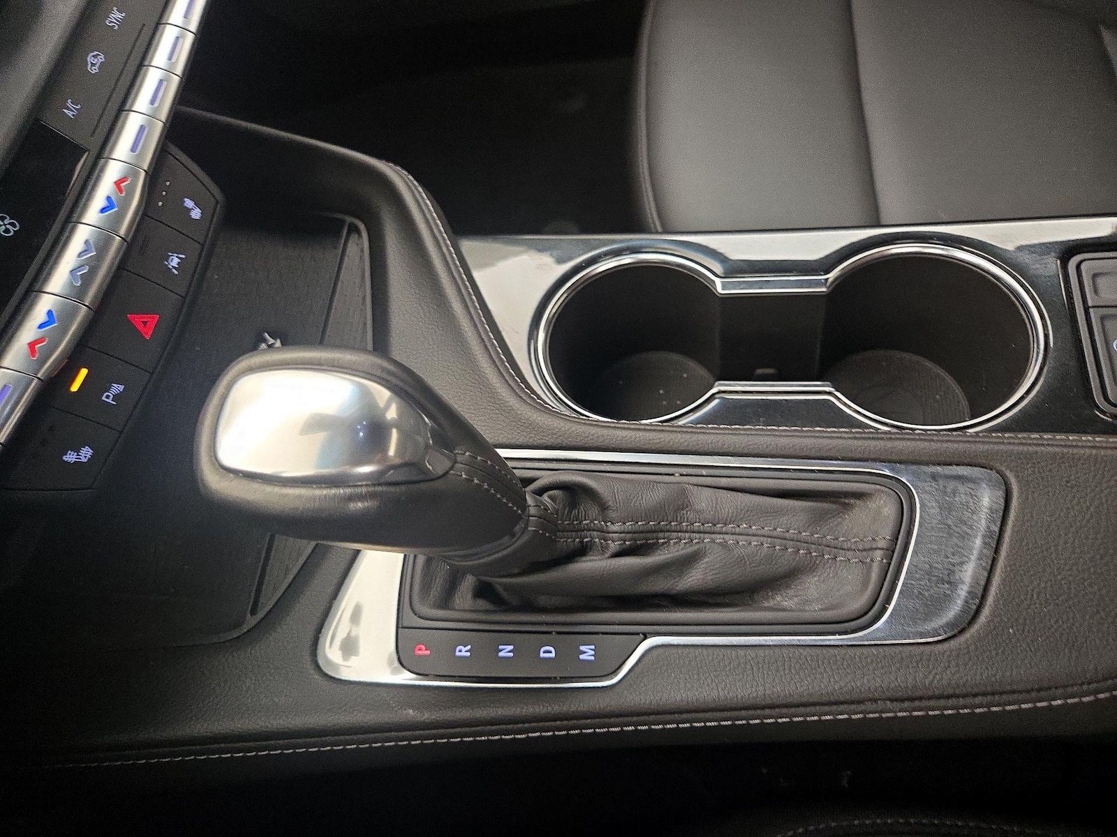 2025 Cadillac CT4 Luxury - Photo 19