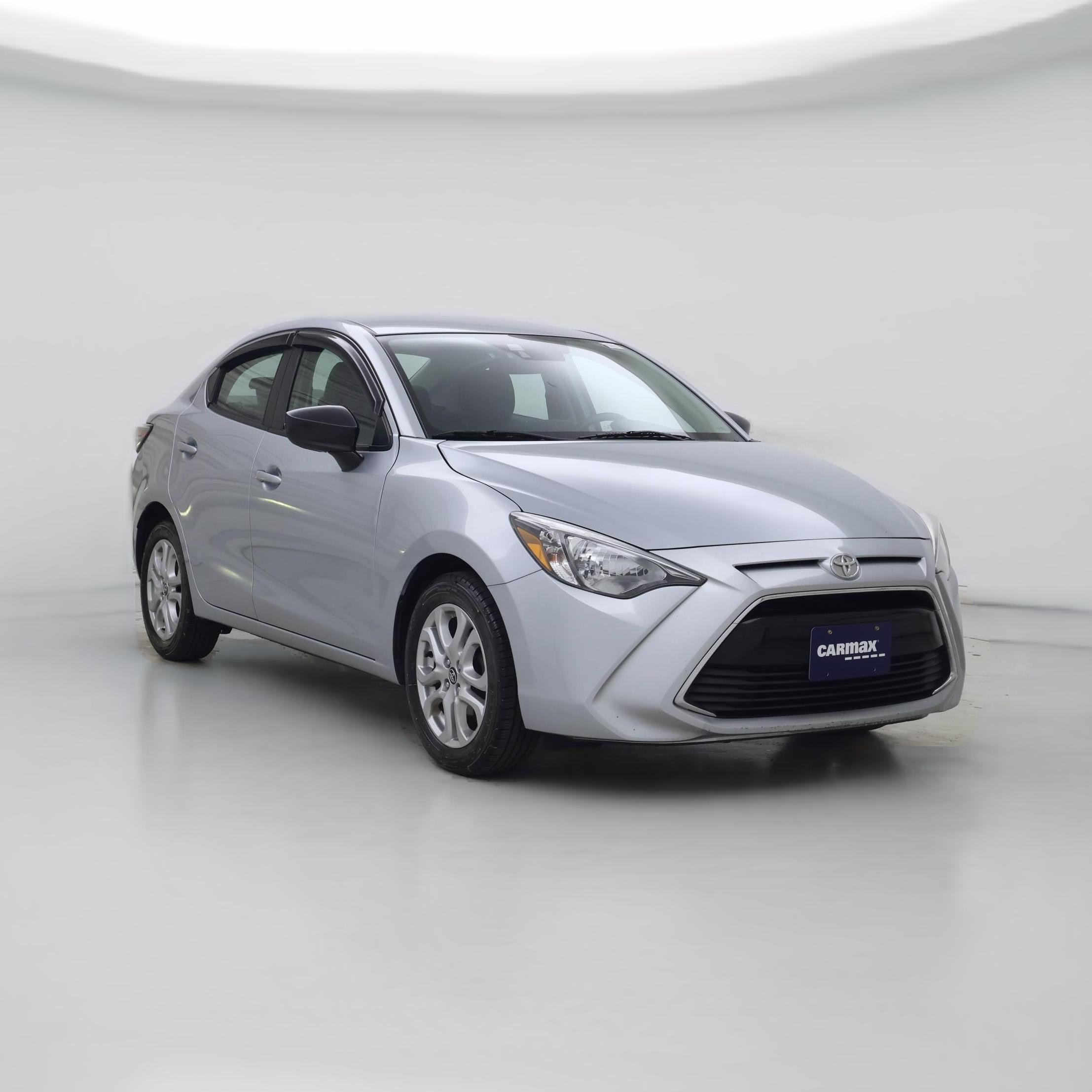 Thumbnail: 2018 Toyota Yaris iA - 1