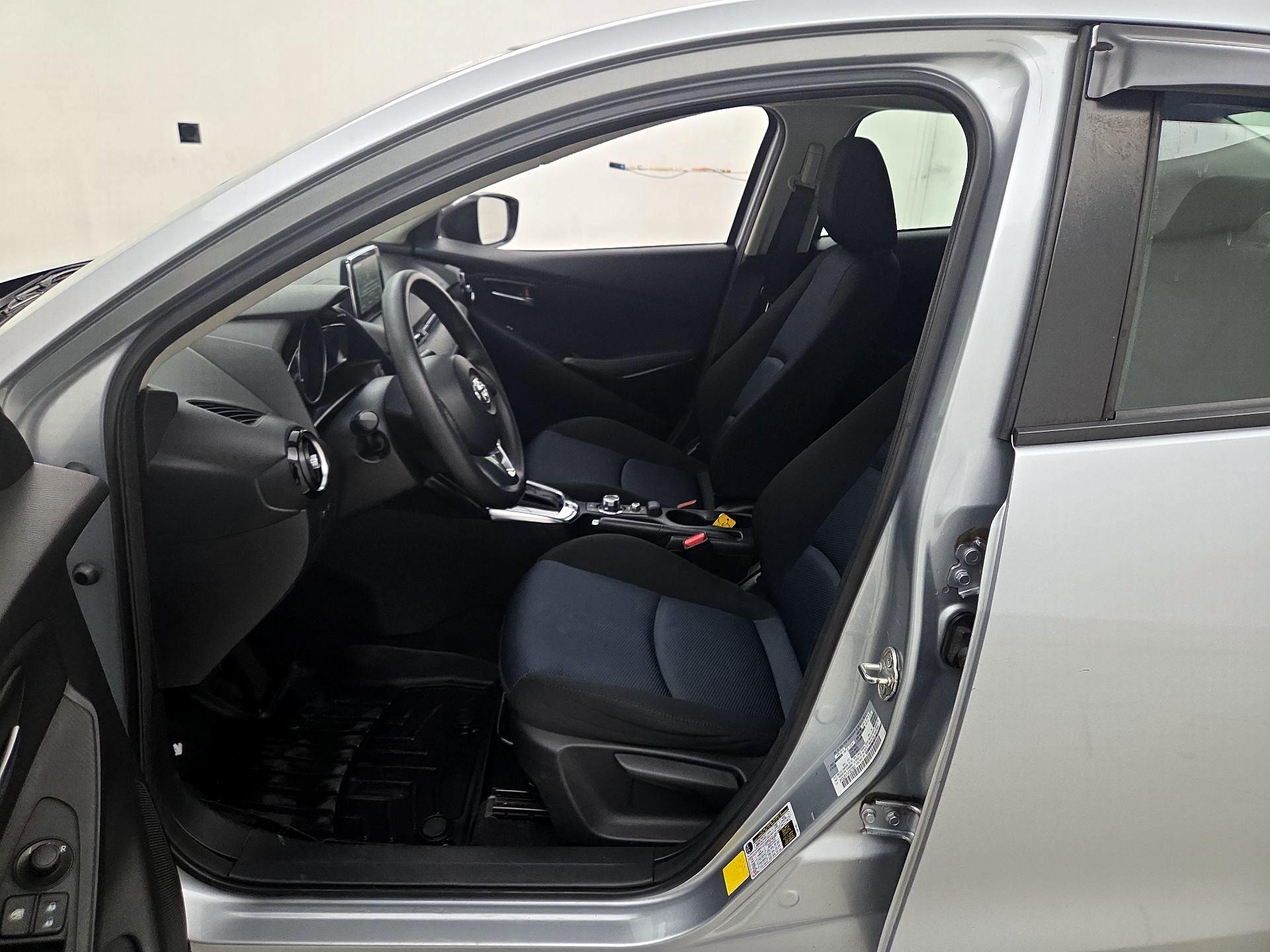 Thumbnail: 2018 Toyota Yaris iA - 11
