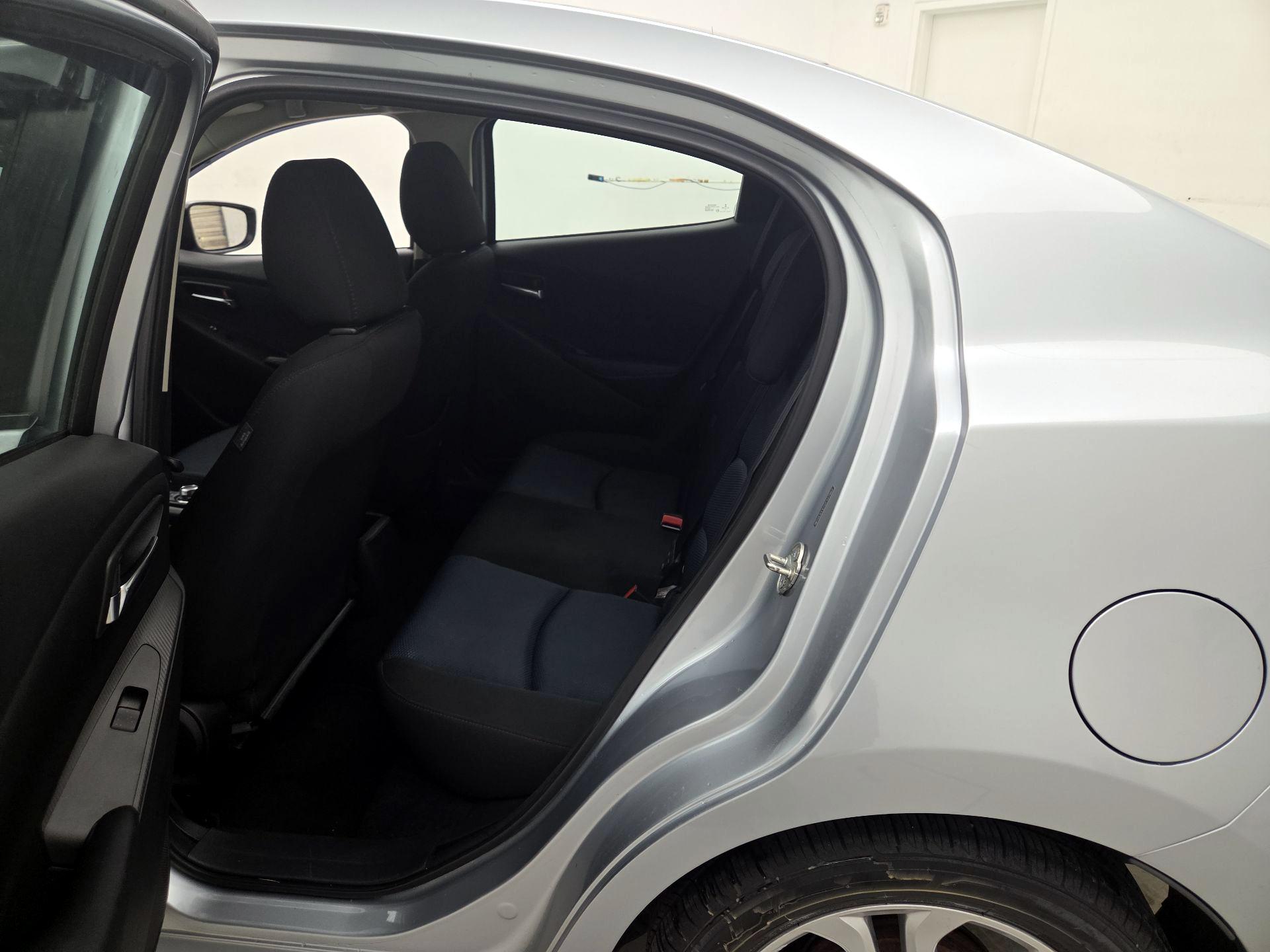 Thumbnail: 2018 Toyota Yaris iA - 19