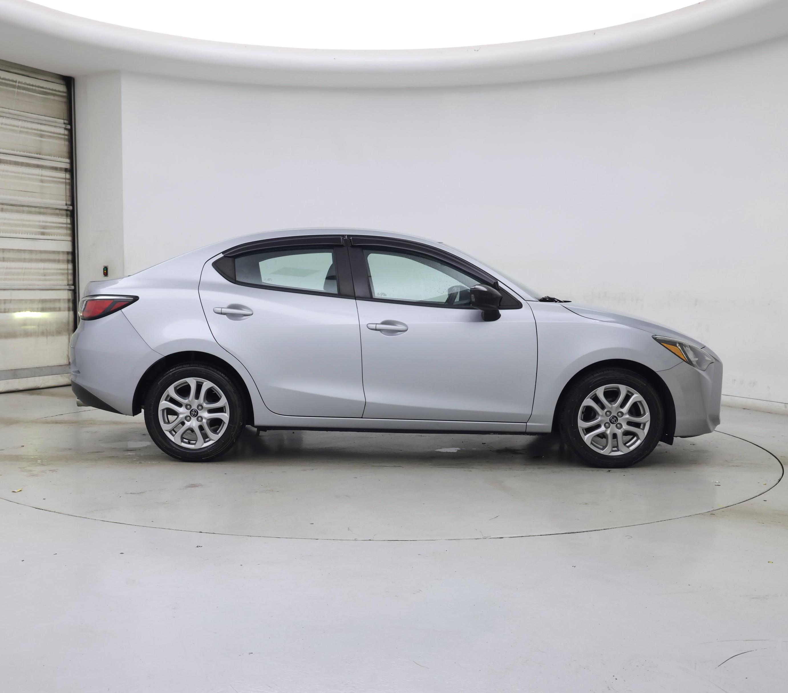 Thumbnail: 2018 Toyota Yaris iA - 7