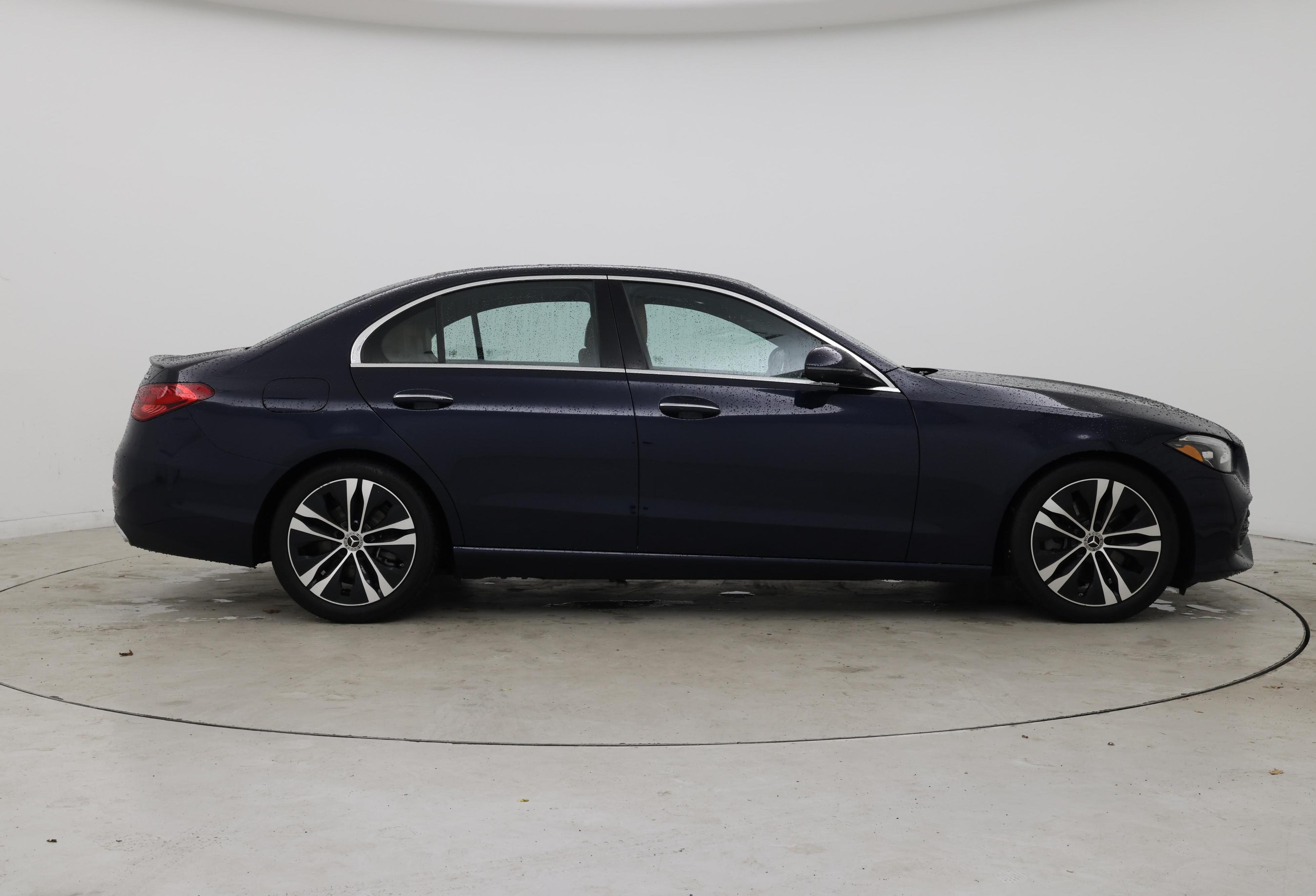 Thumbnail: 2022 Mercedes-Benz C-Class - 7