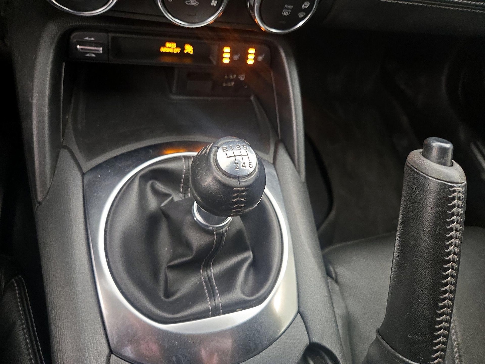 2021 Mazda MX-5 Miata RF Grand Touring - Photo 18