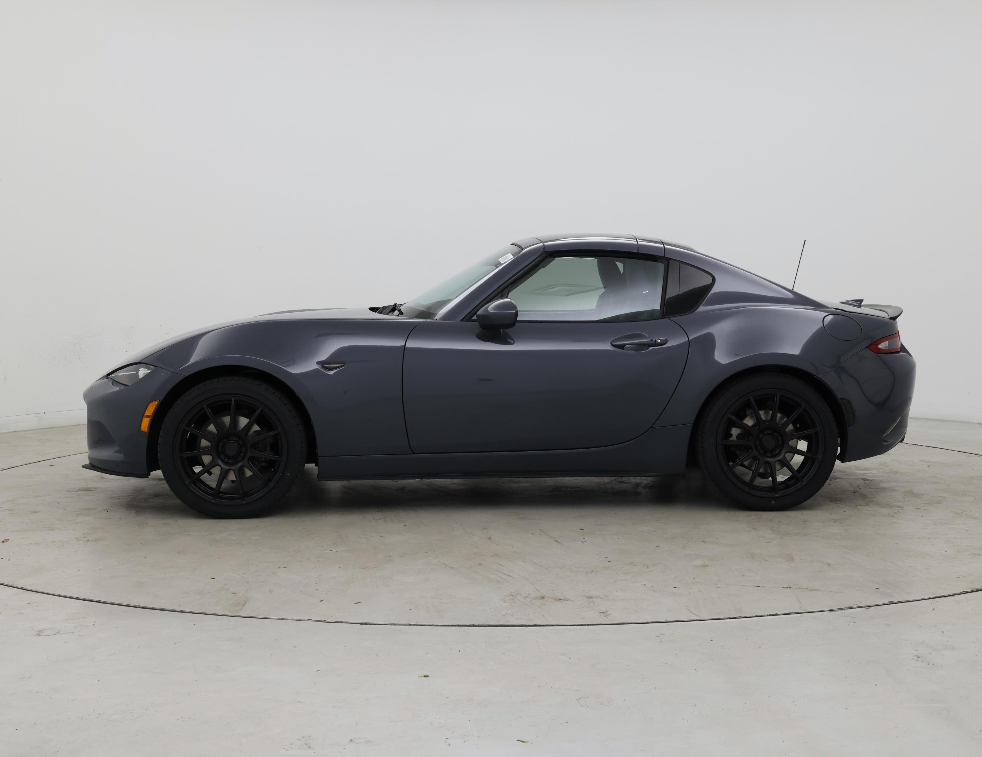 Thumbnail: 2021 Mazda MX-5 Miata - 3