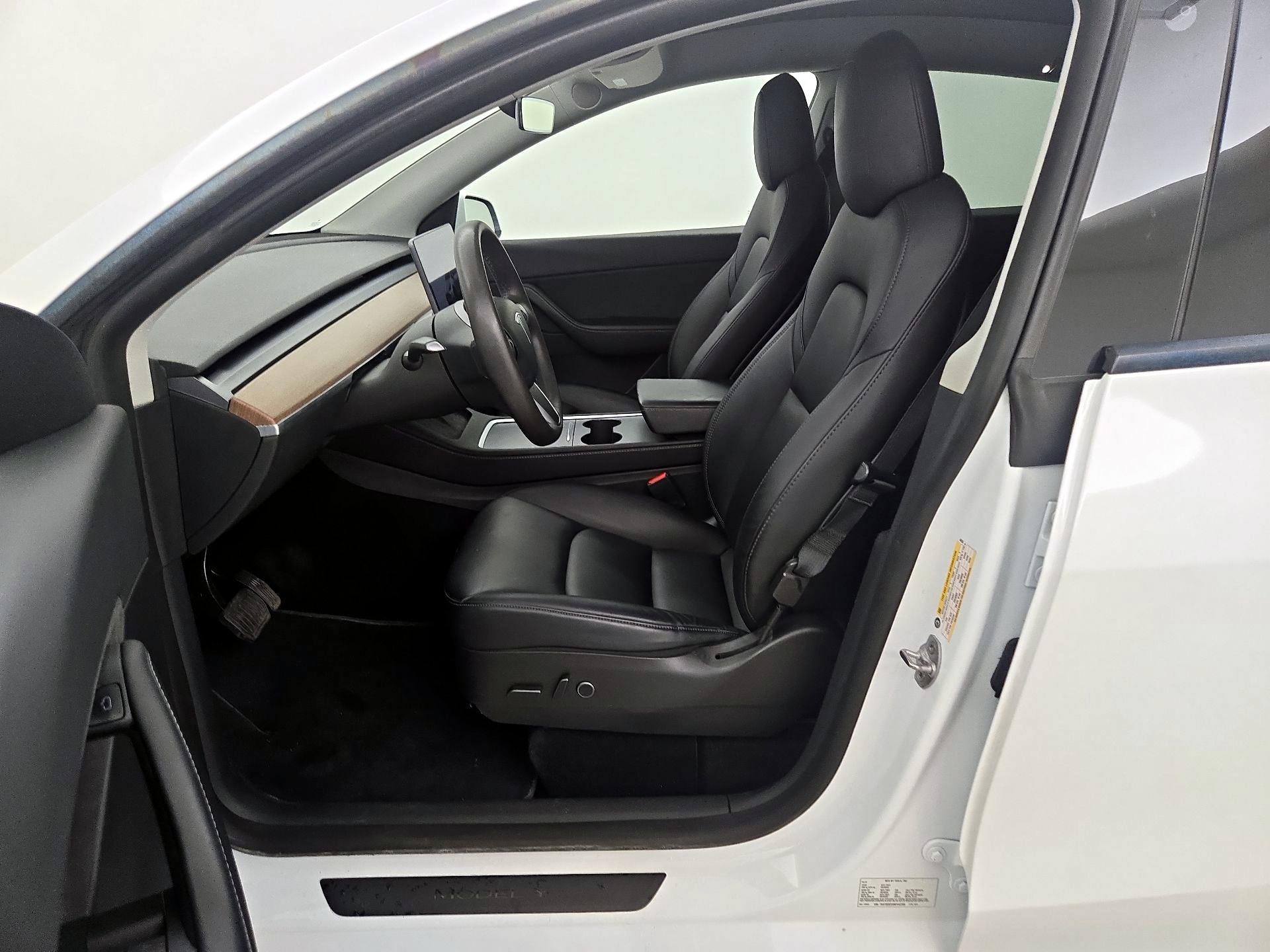 Thumbnail: 2022 Tesla Model Y - 11