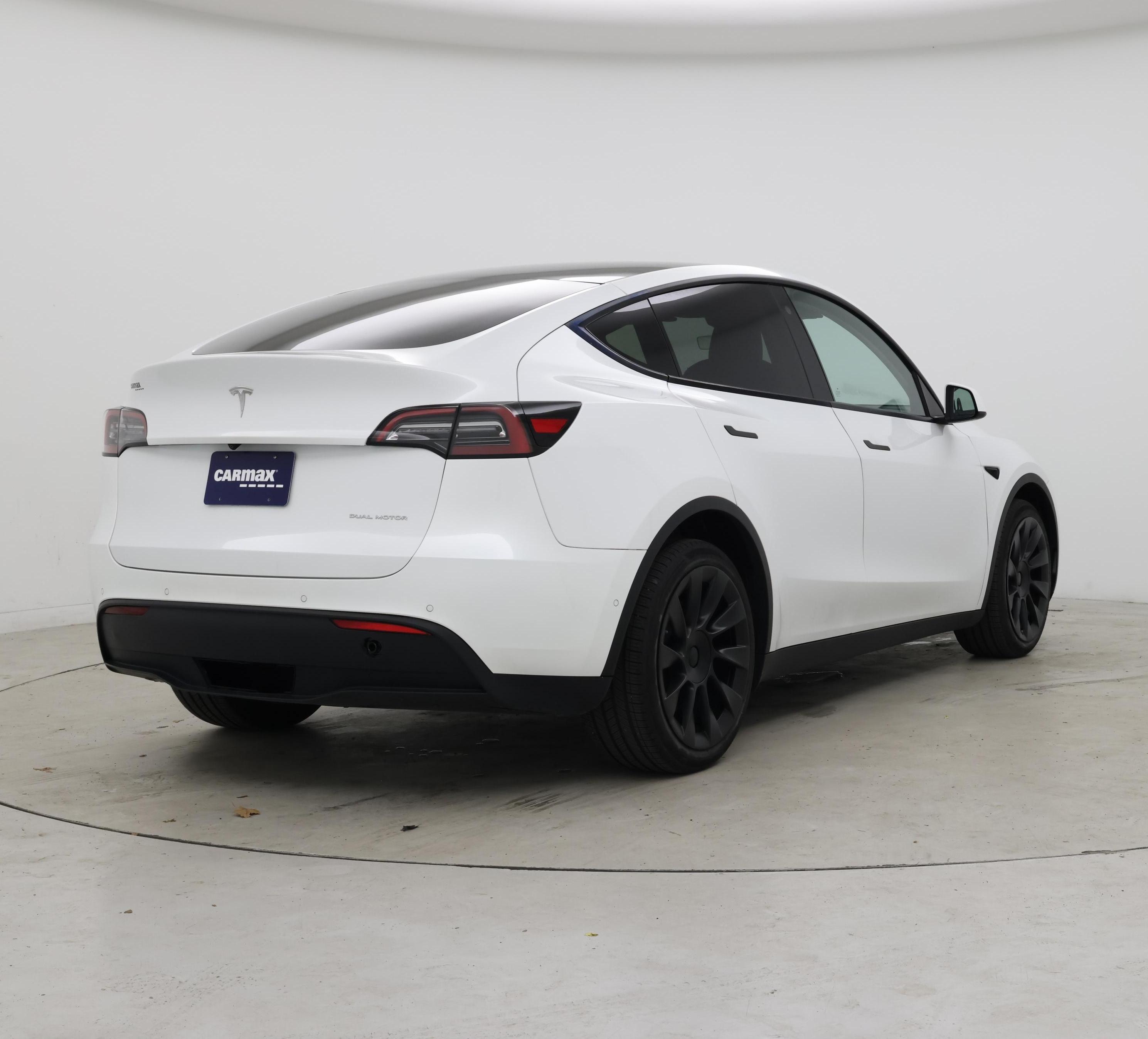 Thumbnail: 2022 Tesla Model Y - 8